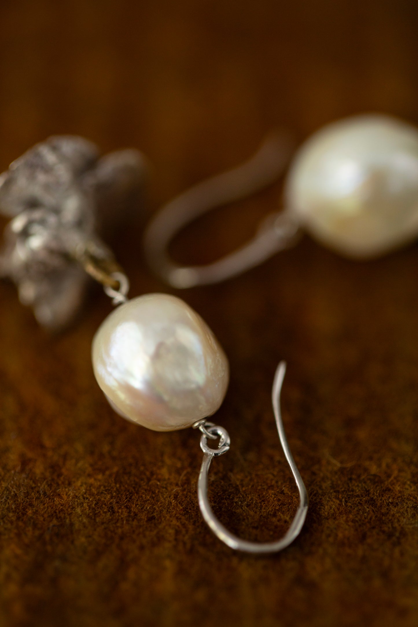 earrings with pearl and silver rose