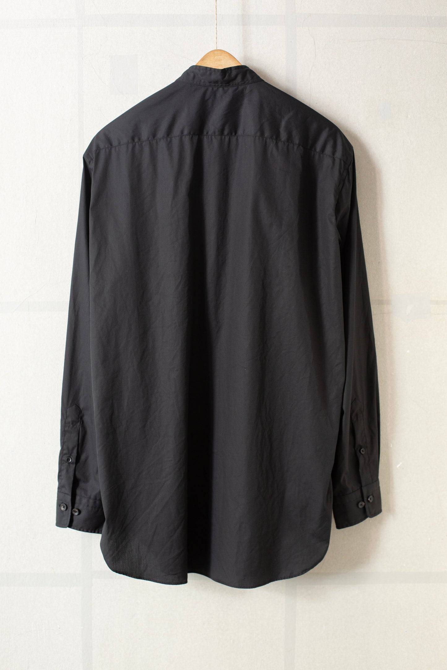 black no collar shirt
