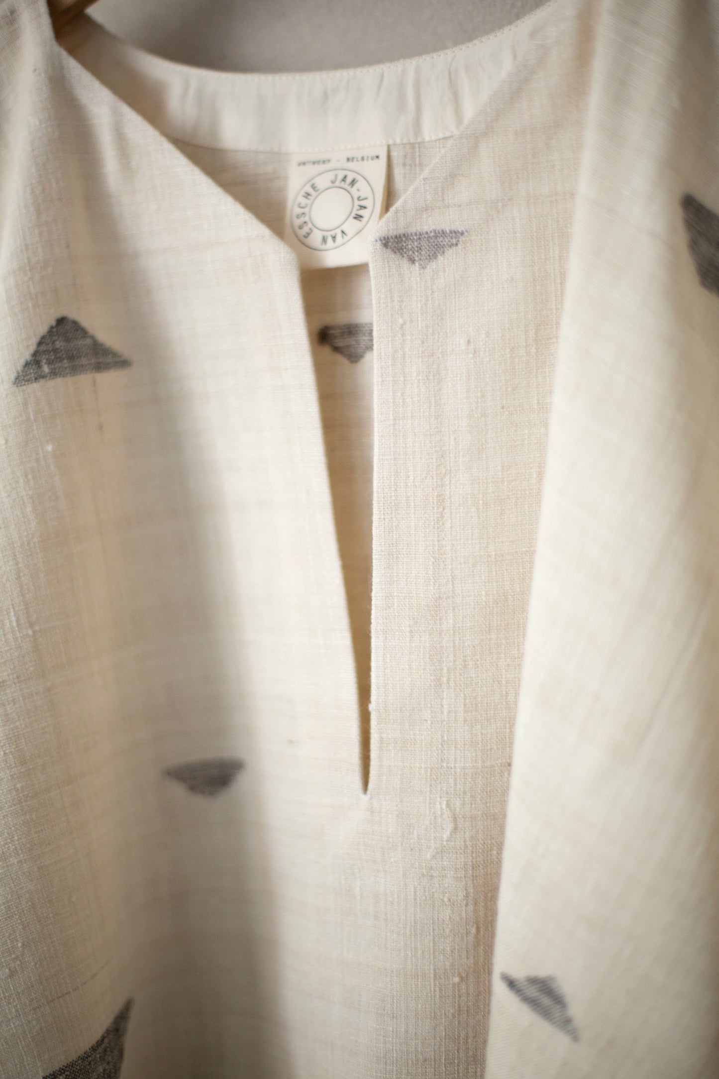 TUNIC#40 - HANDWOVEN GREY PEAKS
