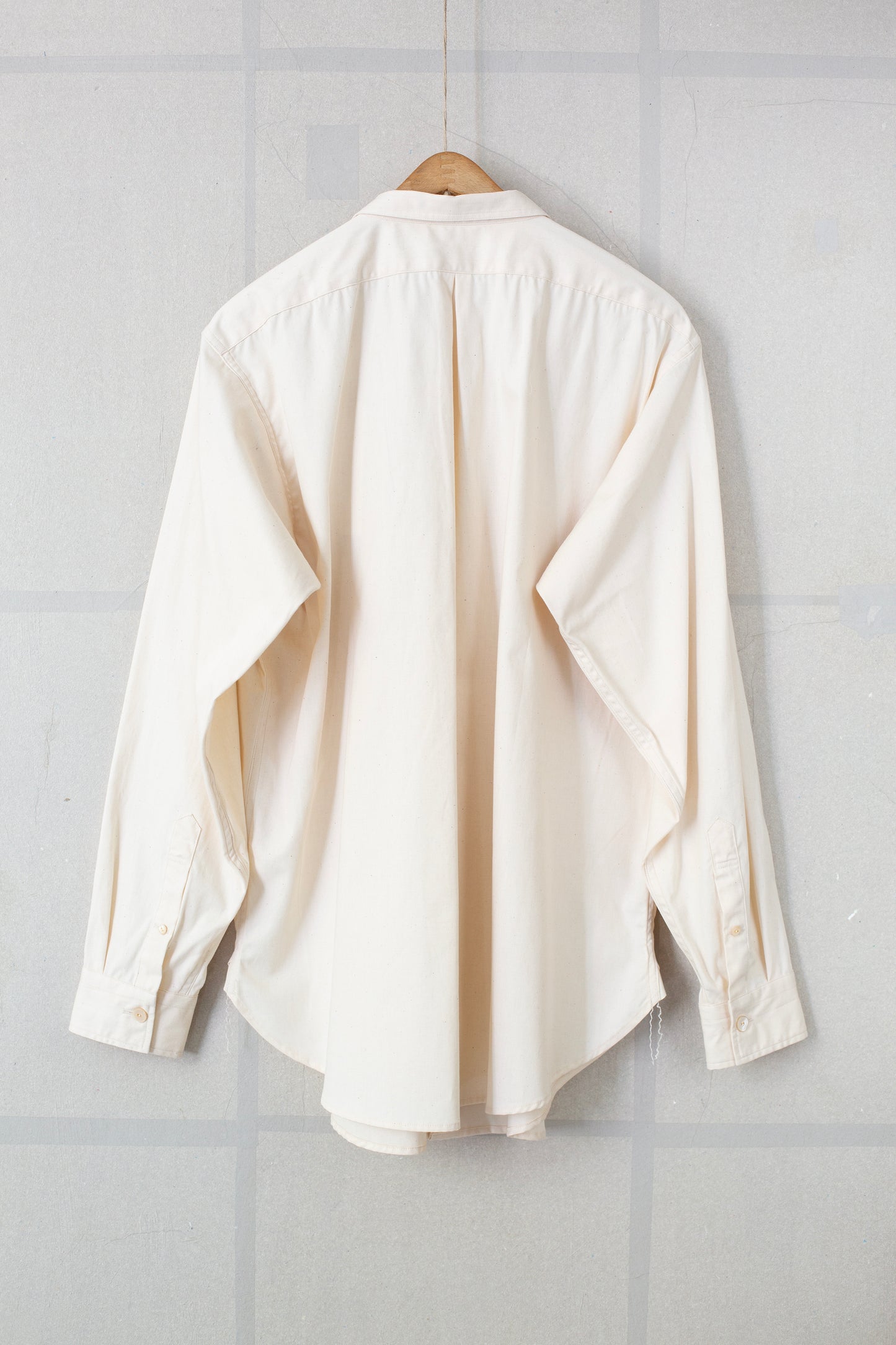 Ivory narrow collar shirt