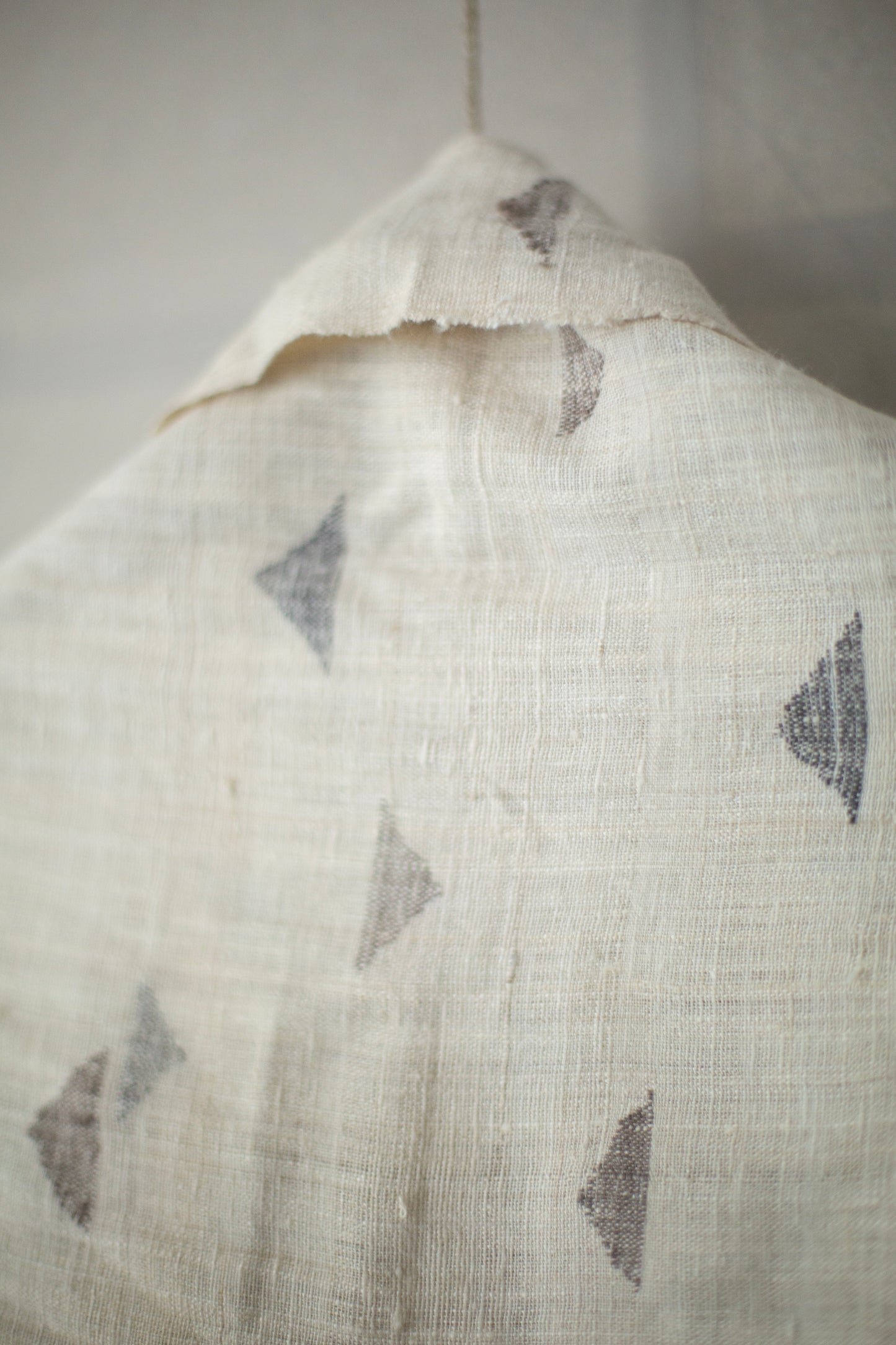SCARF#37 - HANDWOVEN GREY PEAKS