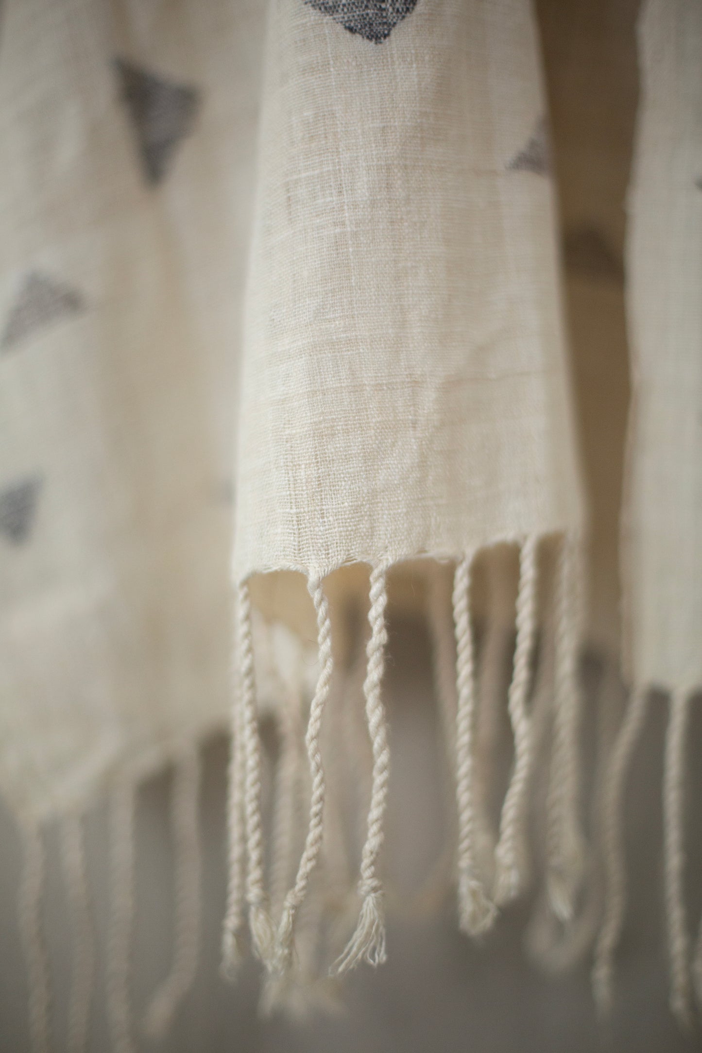 SCARF#37 - HANDWOVEN GREY PEAKS