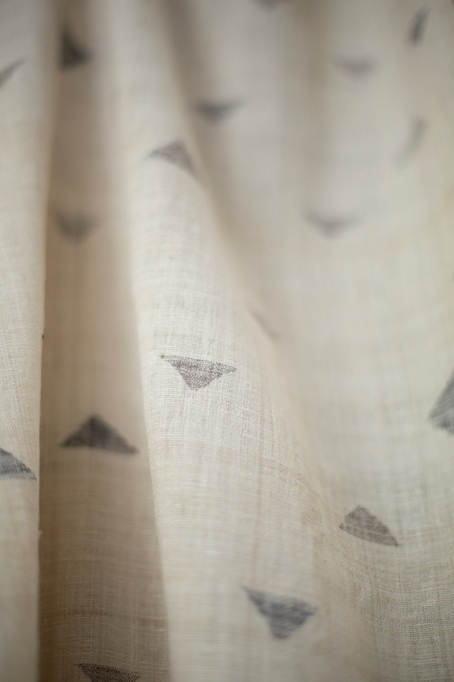 SCARF#37 - HANDWOVEN GREY PEAKS