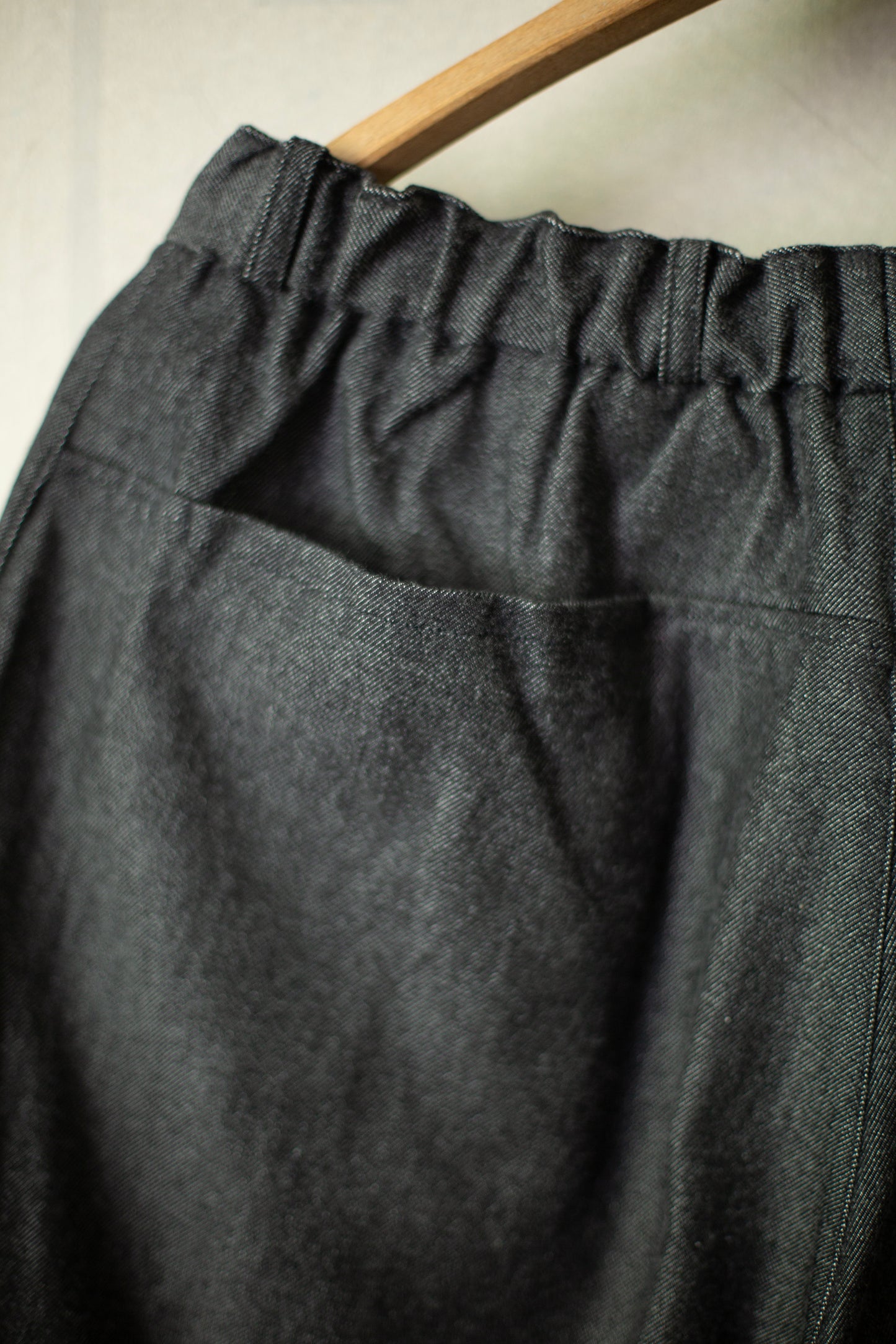tapered pants in black white wool-cotton twill