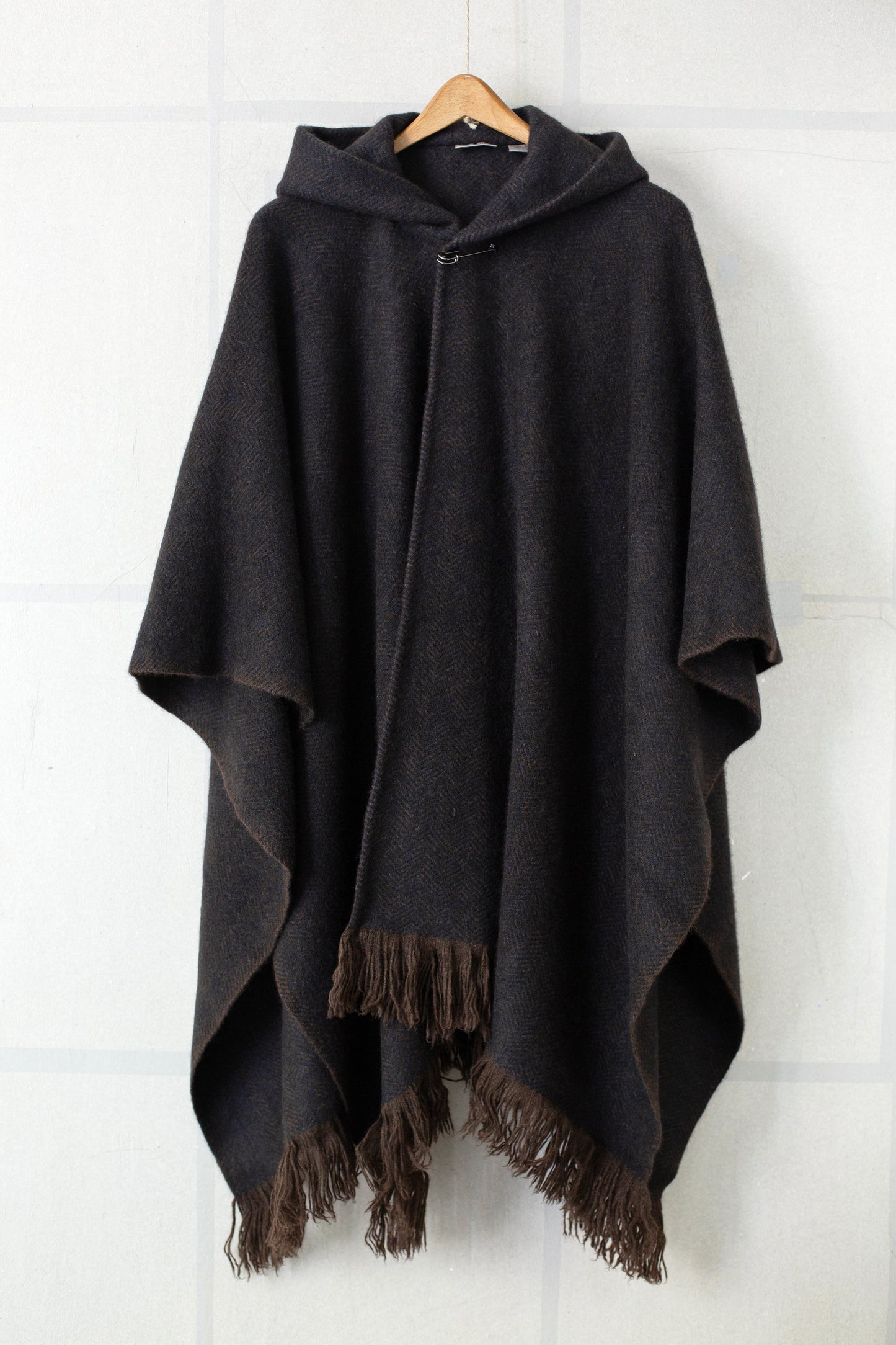 Navy & Natural Yak Brown Hooded Cape