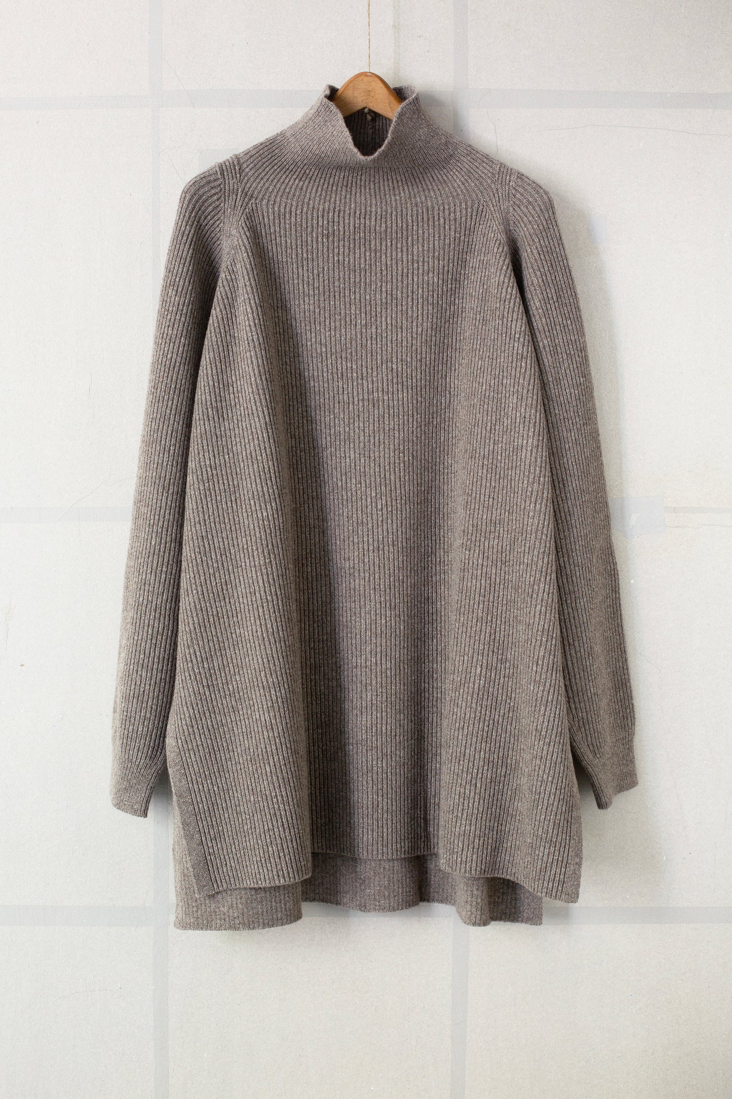 KNIT#74 - SARTUUL WOOL NATURAL GREY