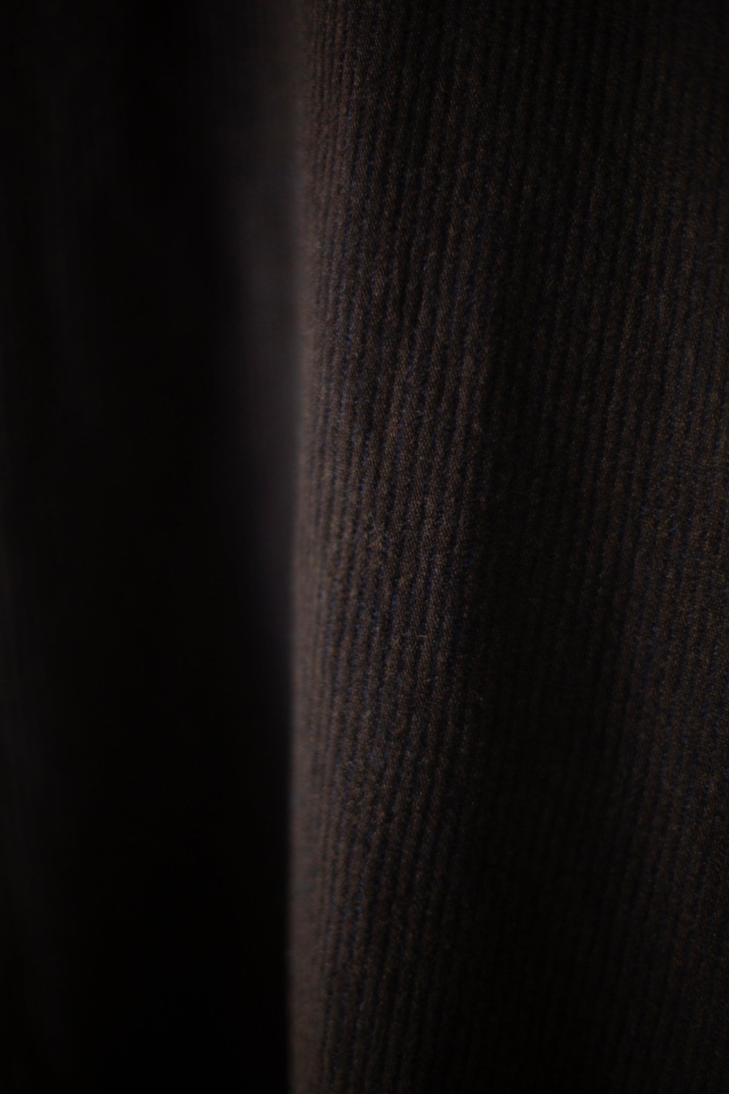 CAPE#5 - RIDGED LINEN WOOL EGGPLANT/INDIGO