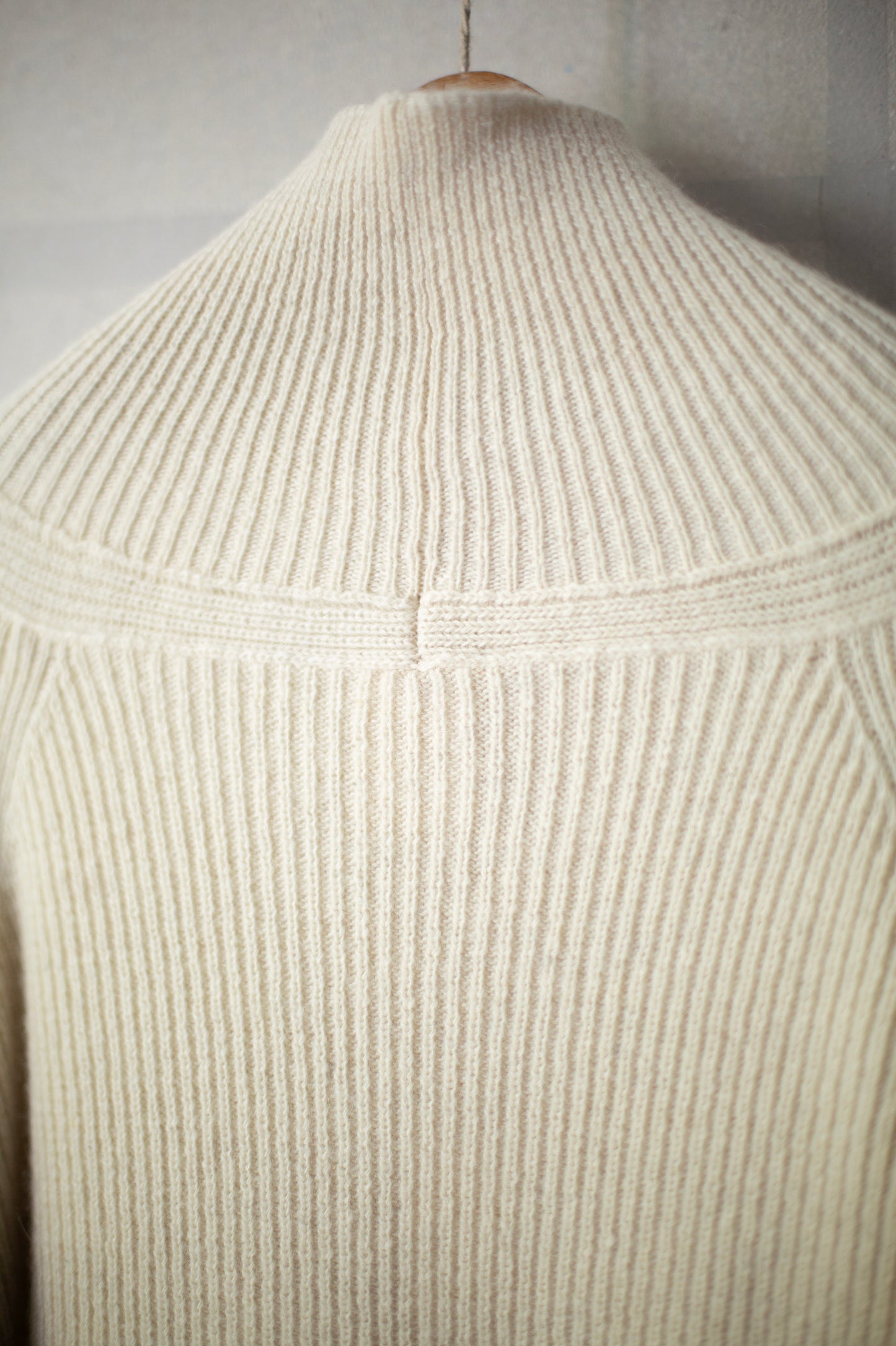 KNIT#74 - SARTUUL WOOL NATURAL WHITE
