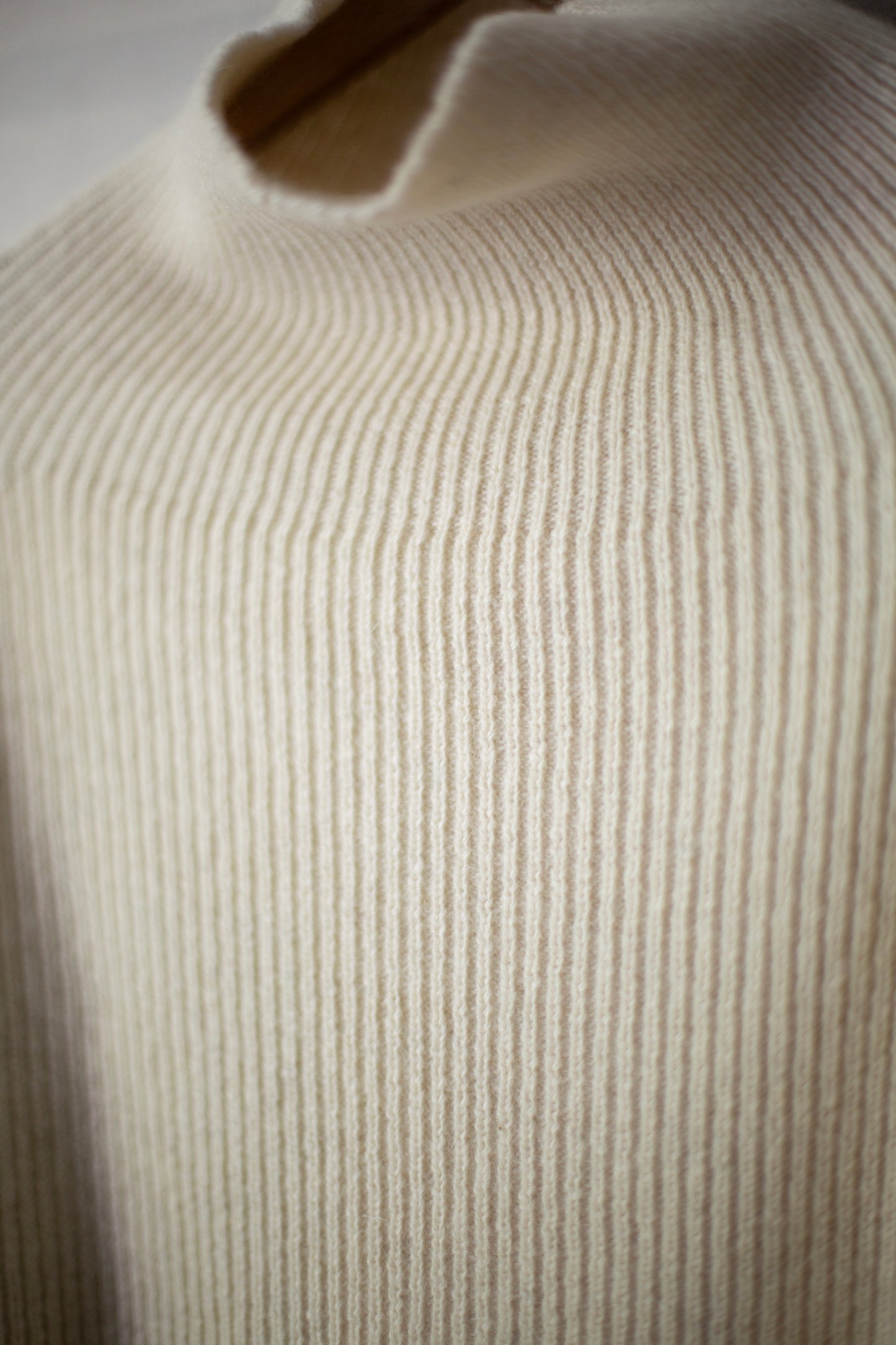 KNIT#74 - SARTUUL WOOL NATURAL WHITE