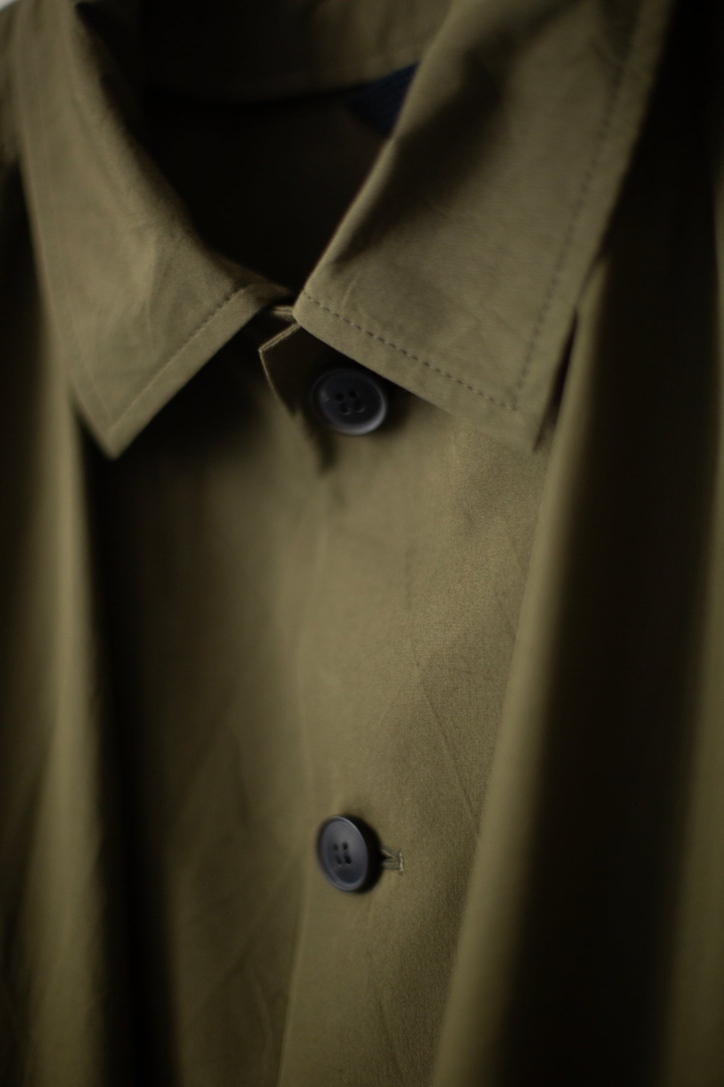 COAT#32 - COTTON SILK CANVAS ARMY GREEN
