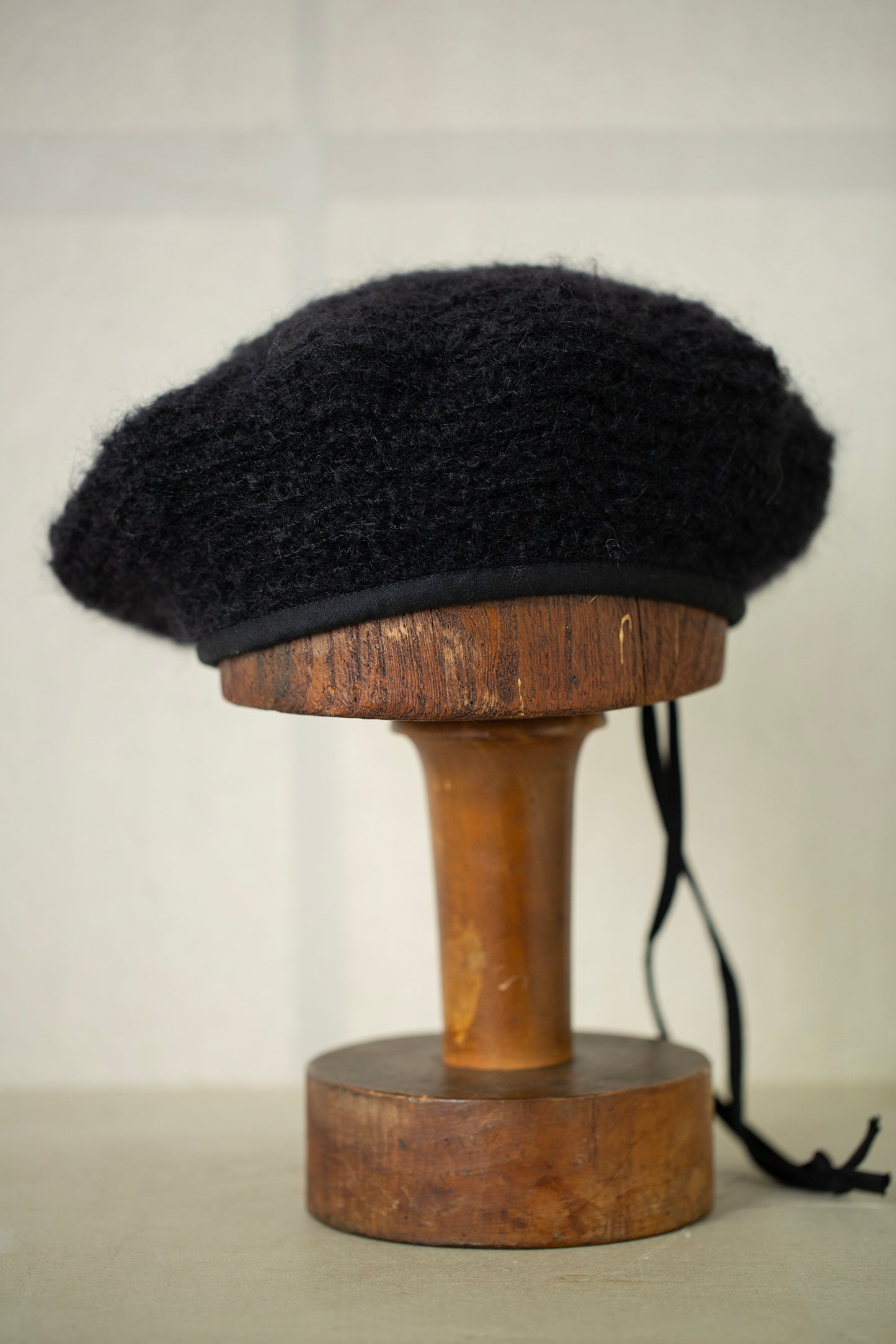 BERET#1 - GOAT MOHAIR BLACK