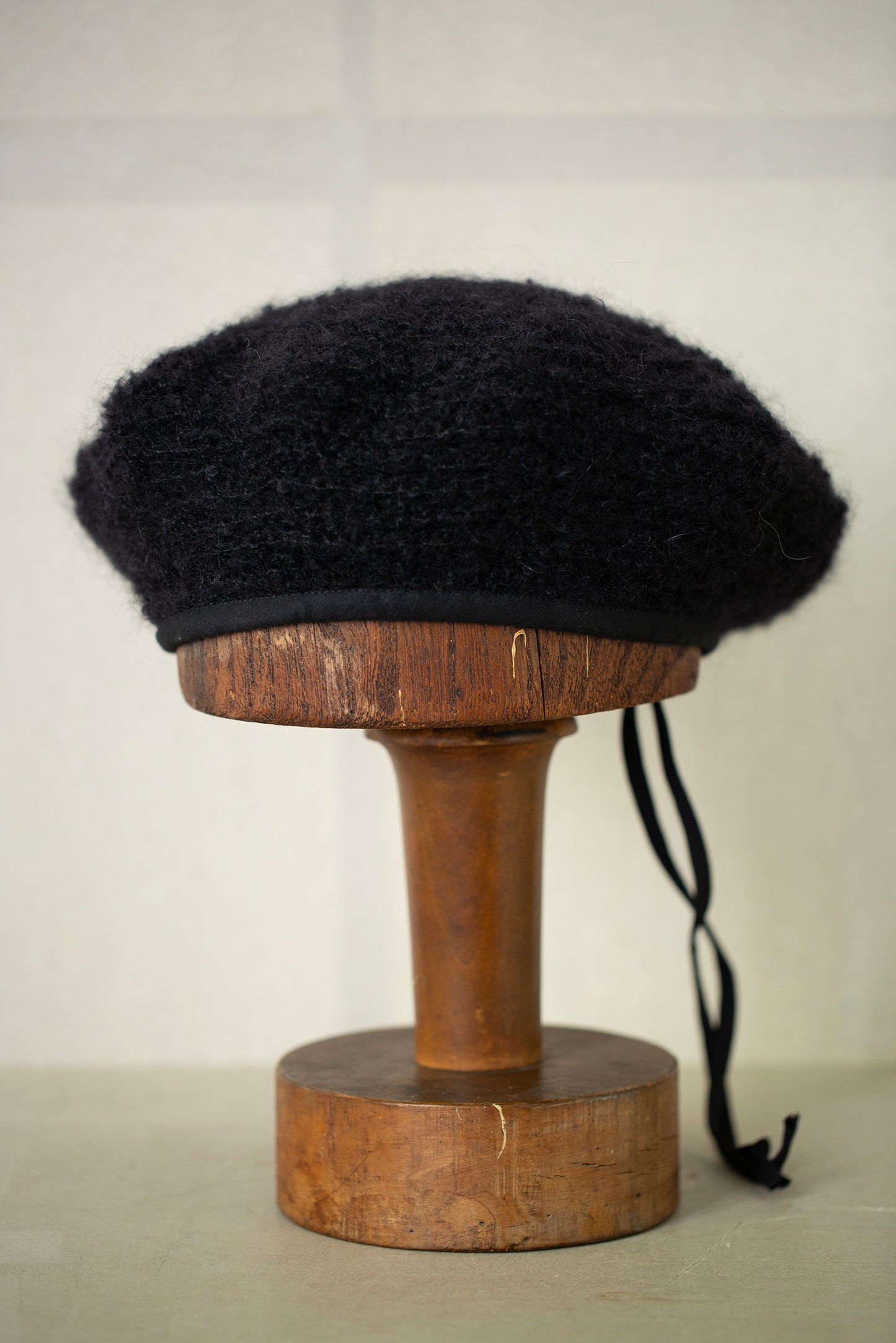 BERET#1 - GOAT MOHAIR BLACK