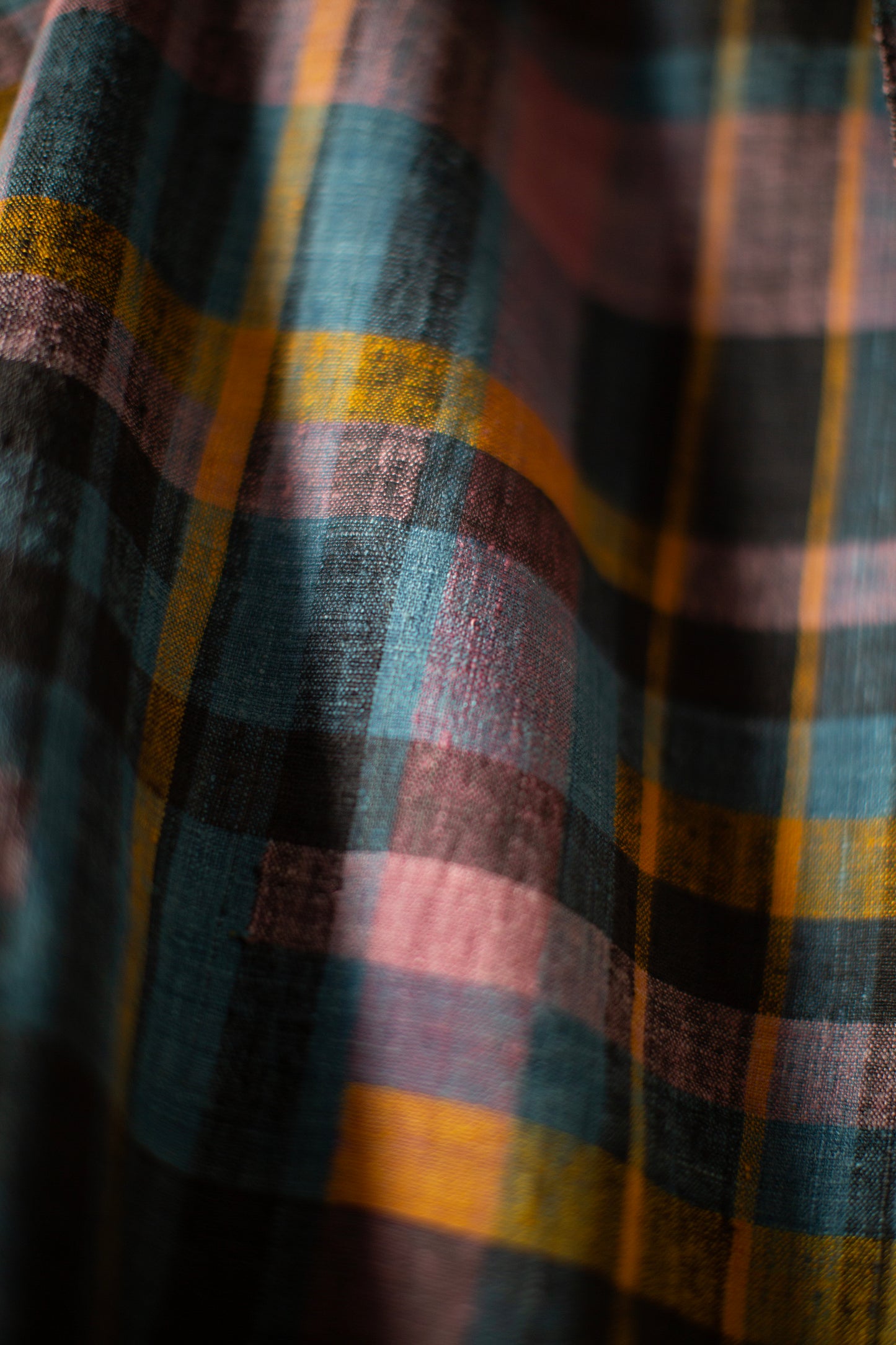 SCARF#40 - HANDWOVEN COLOURED PLAID