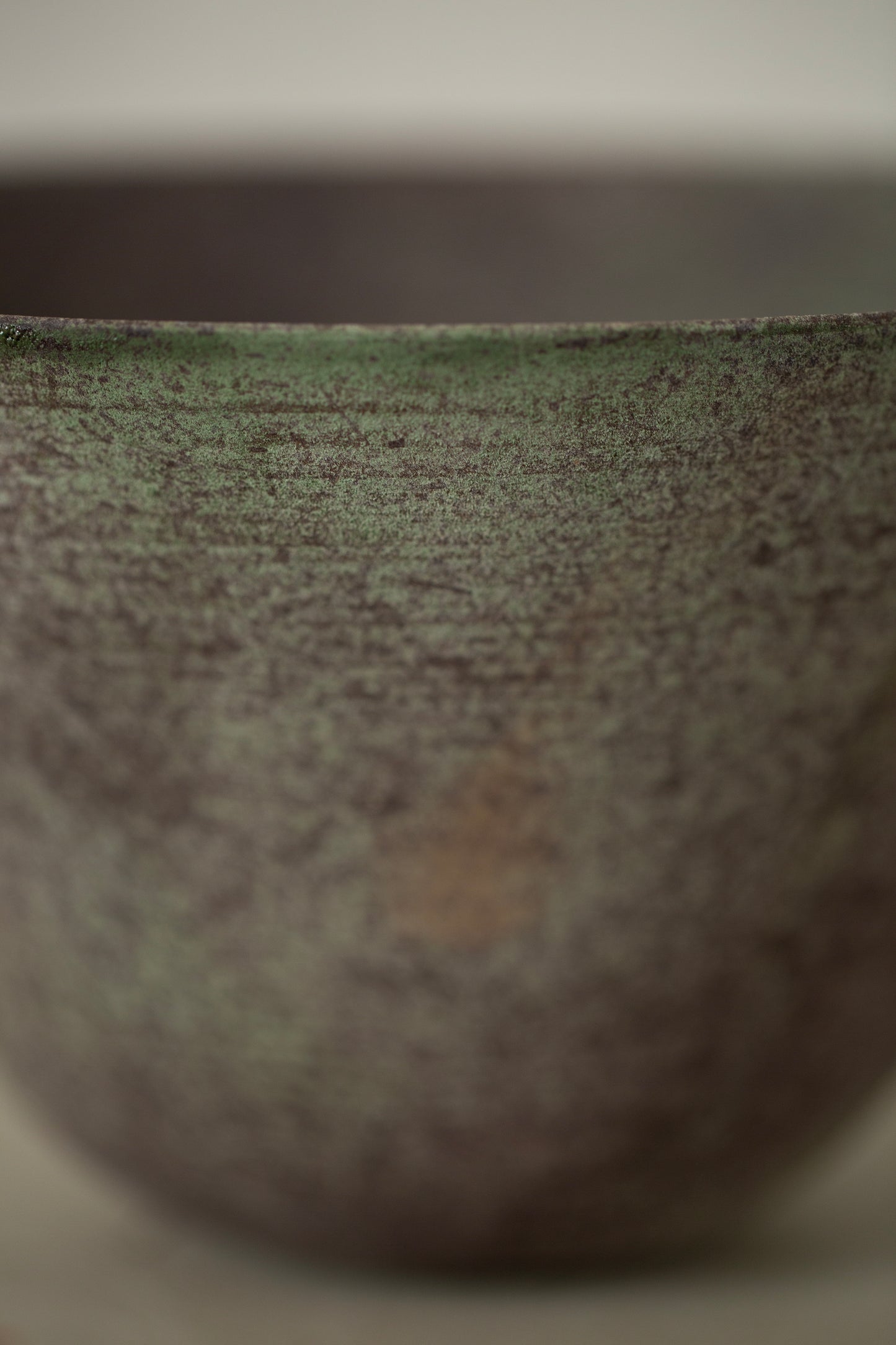 Ceramic bowl by Ciprian Tocu