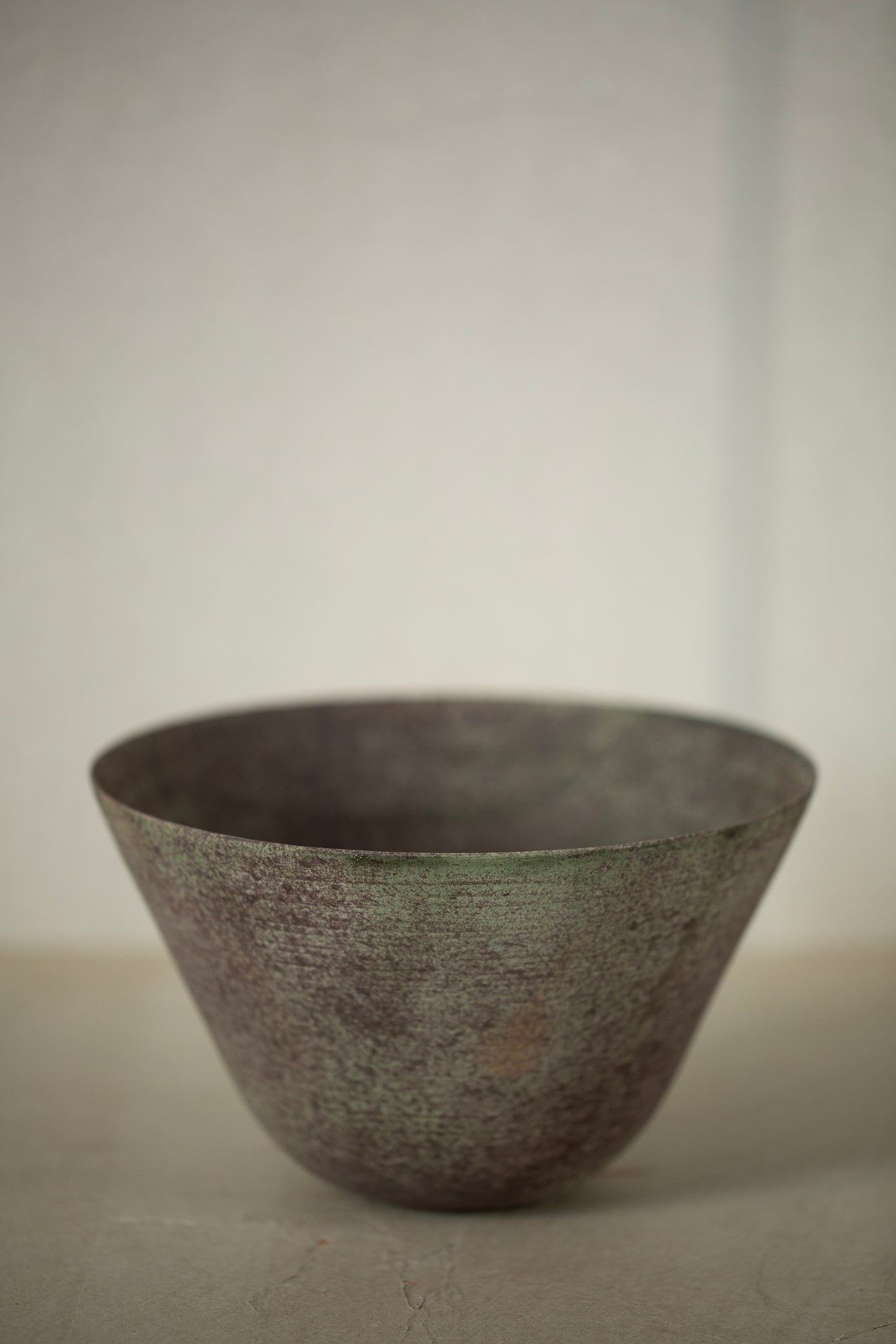 Ceramic bowl by Ciprian Tocu