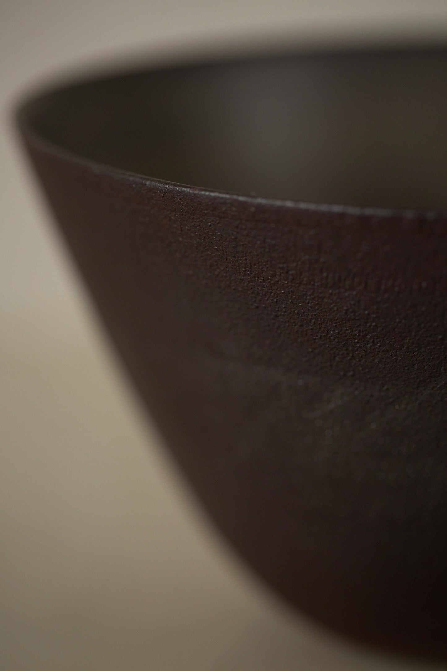 Ceramic bowl by Ciprian Tocu
