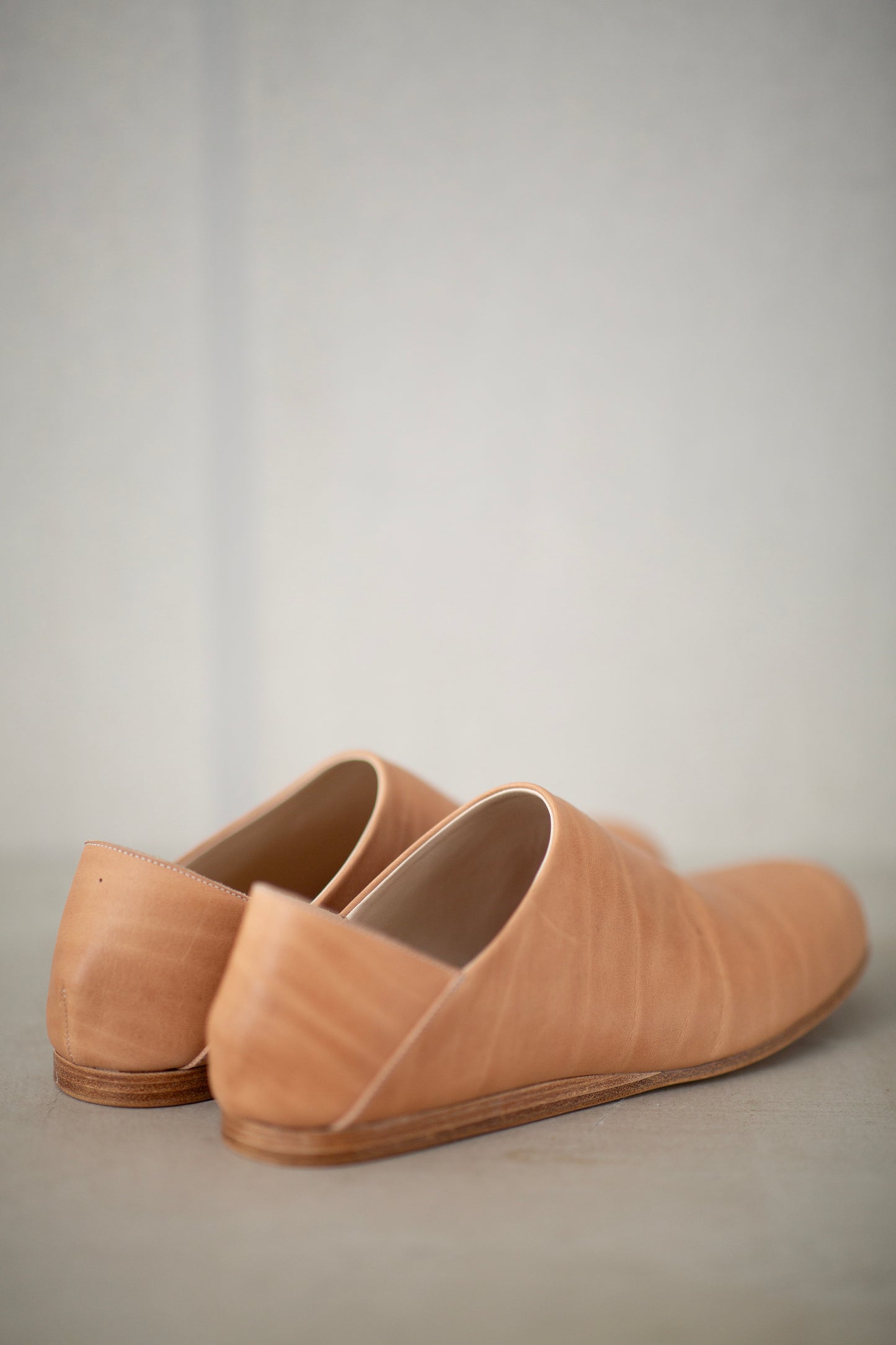 handmade cowhide babouche natural