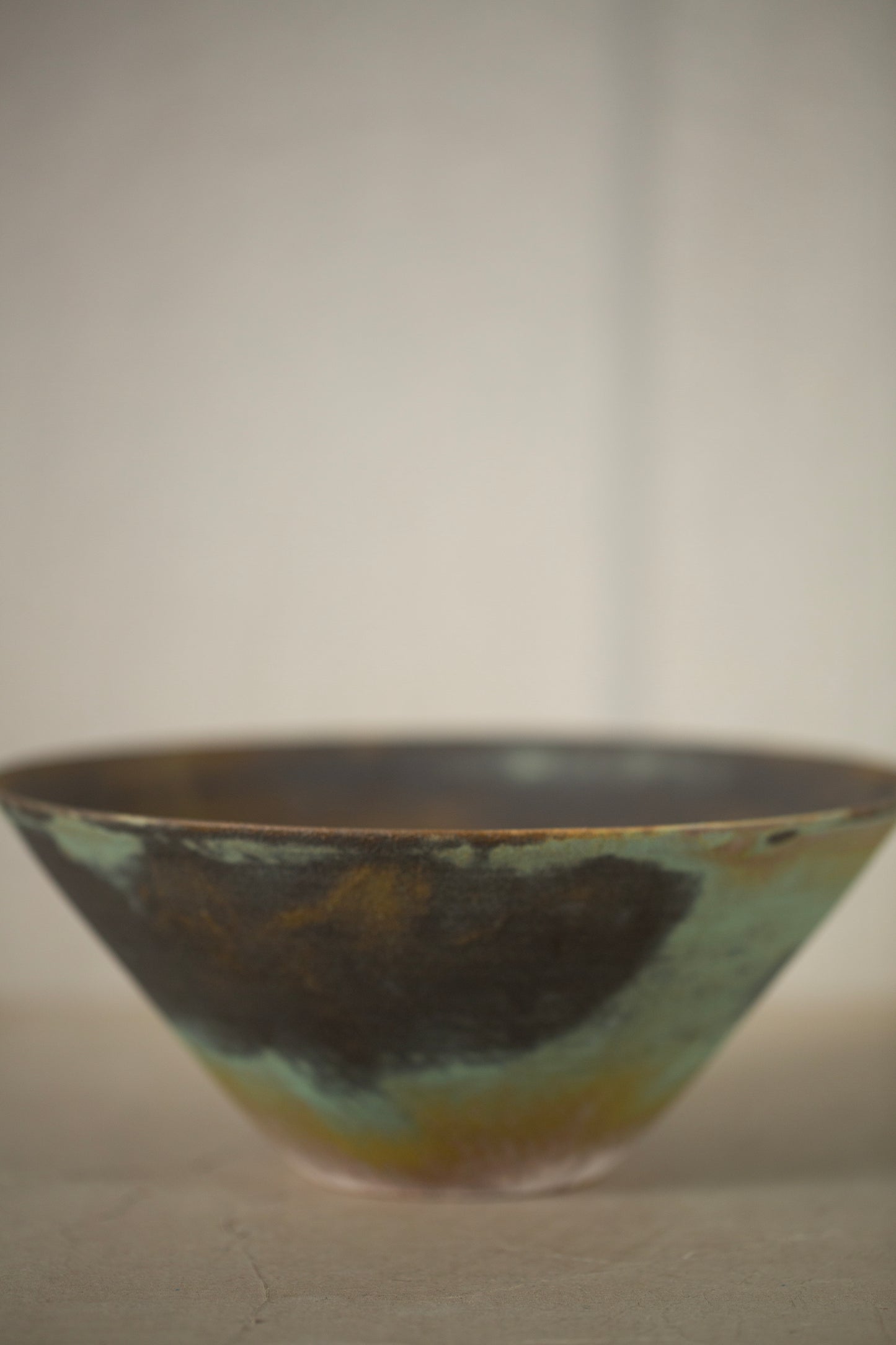 Ceramic bowl by Ciprian Tocu