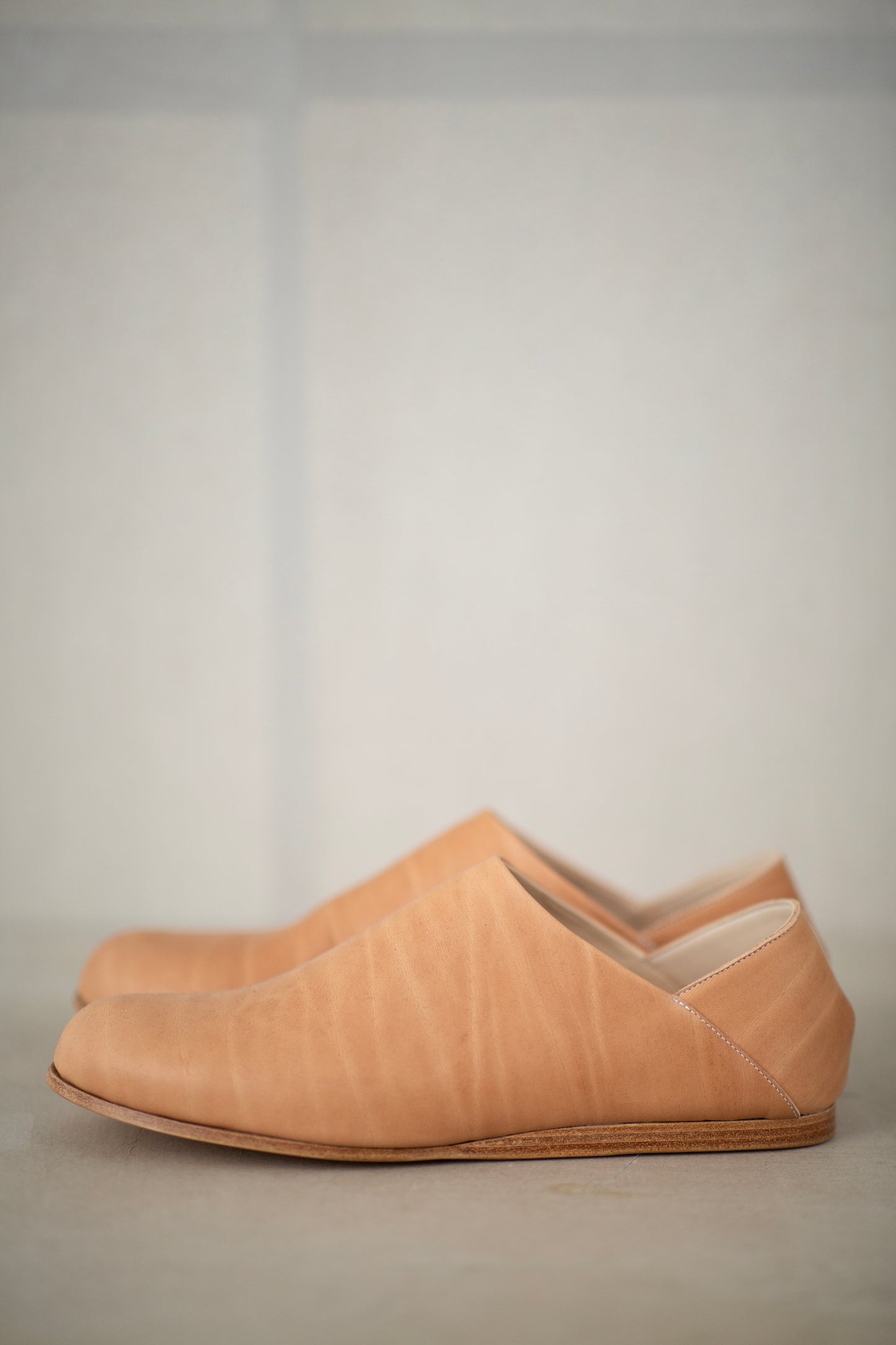 handmade cowhide babouche natural