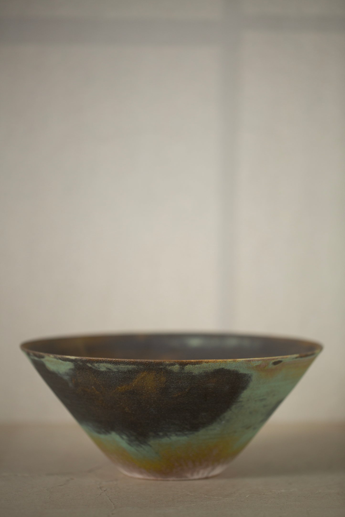 Ceramic bowl by Ciprian Tocu