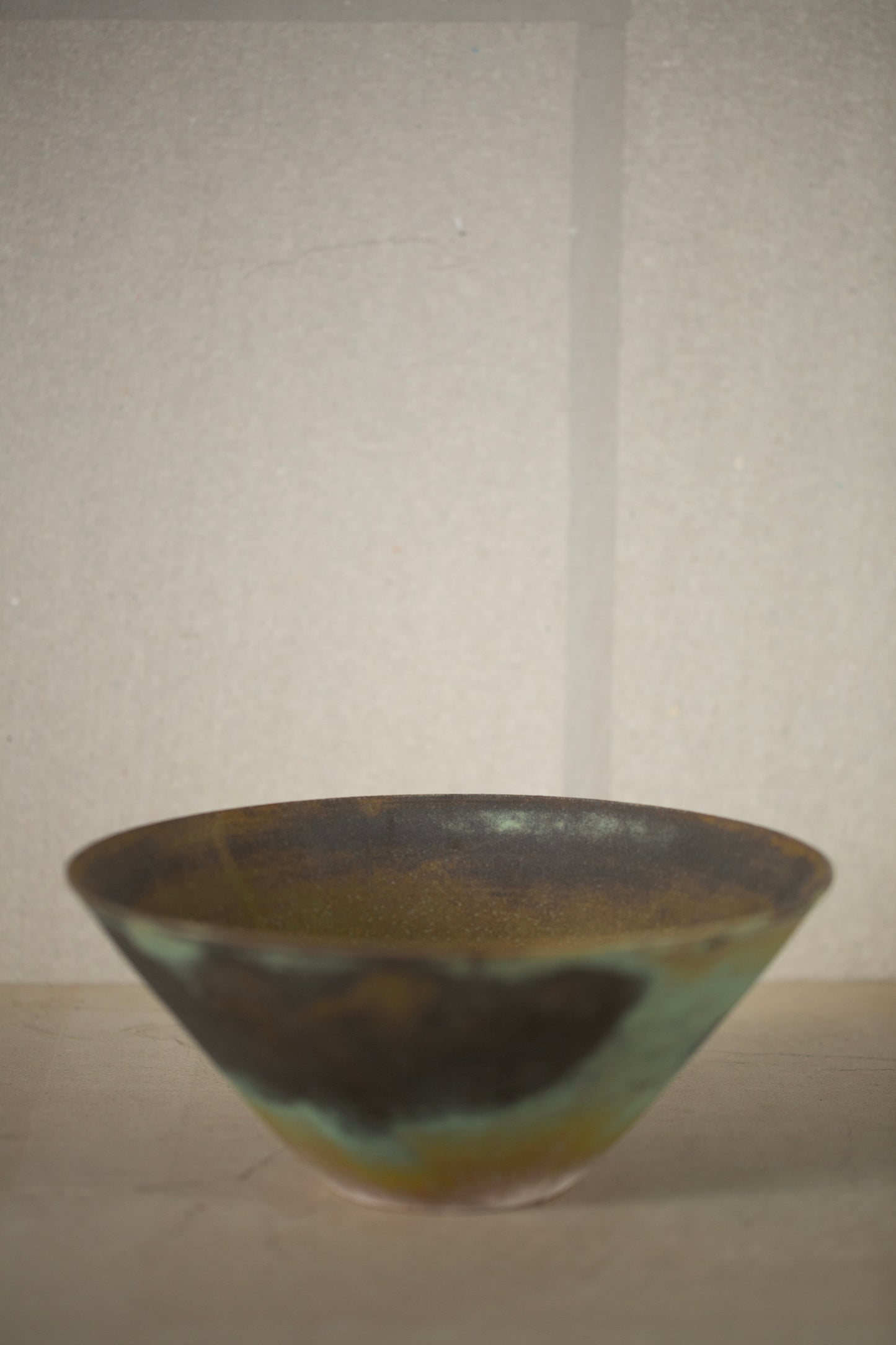 Ceramic bowl by Ciprian Tocu