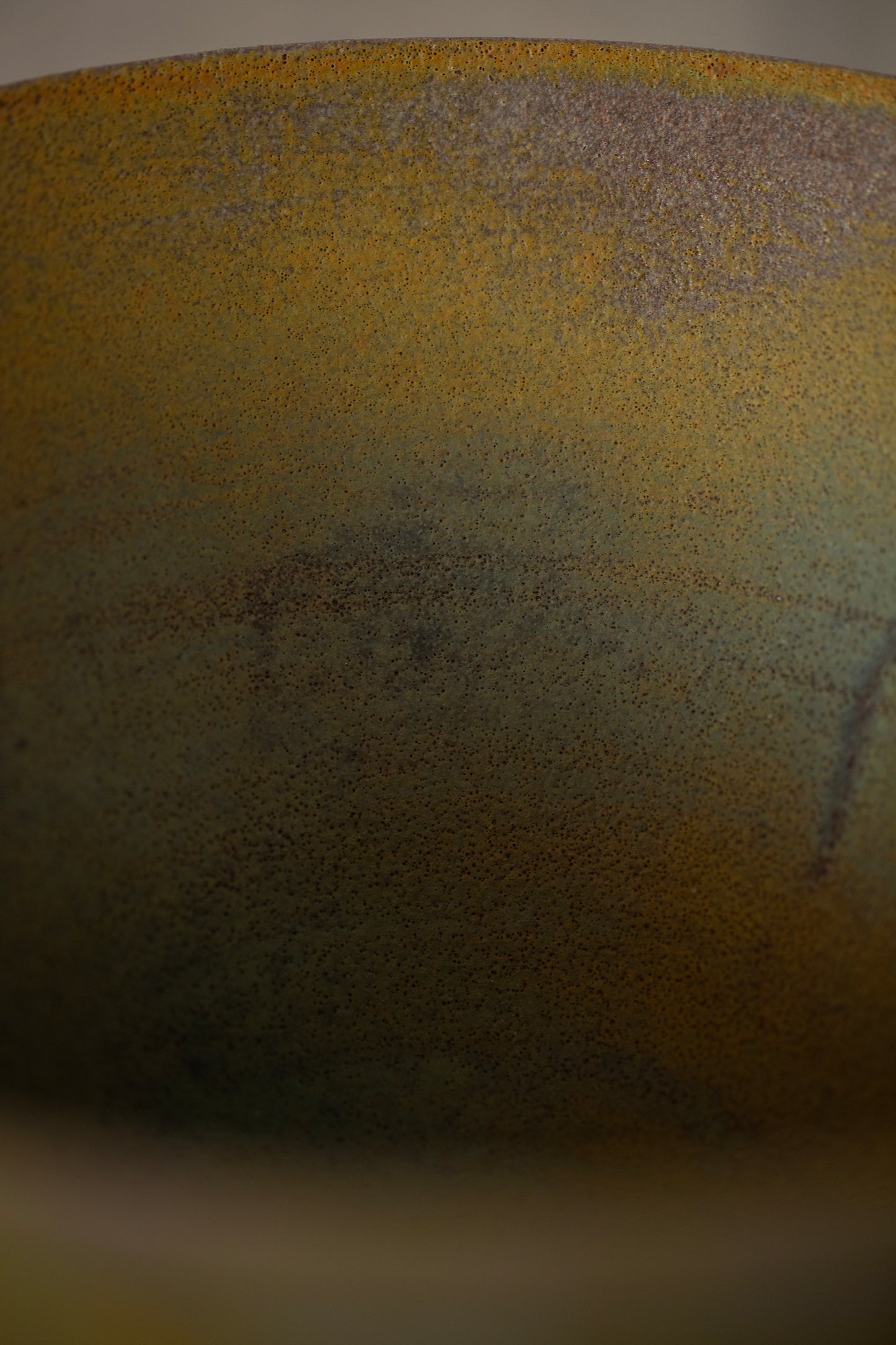 Ceramic bowl by Ciprian Tocu