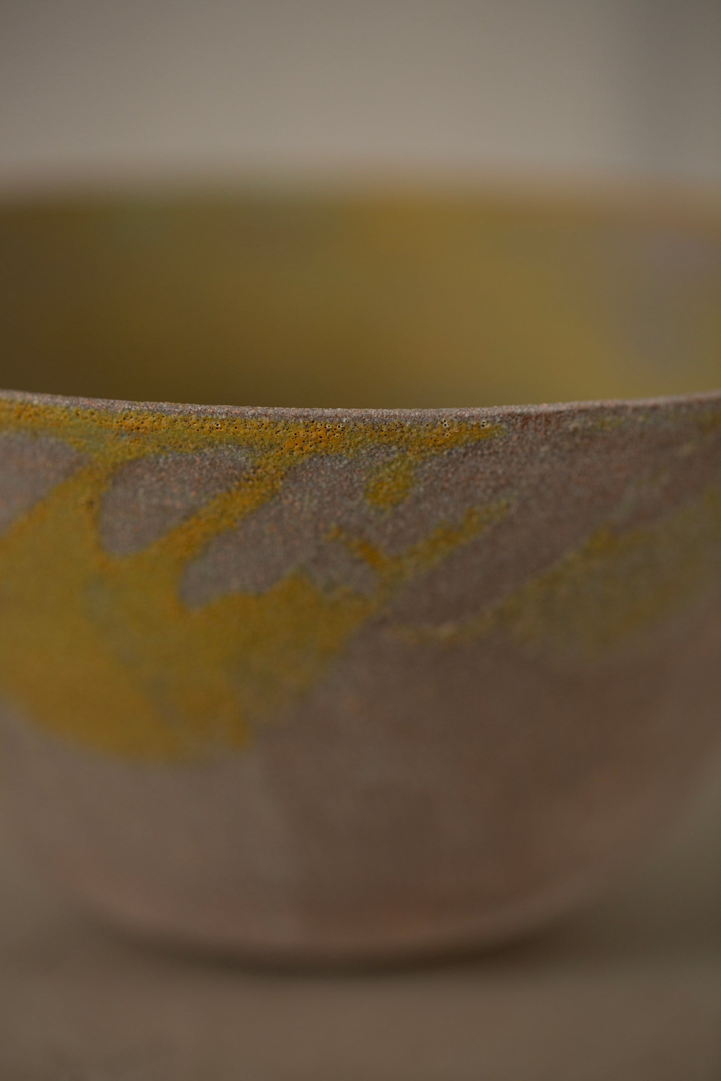 Ceramic bowl by Ciprian Tocu