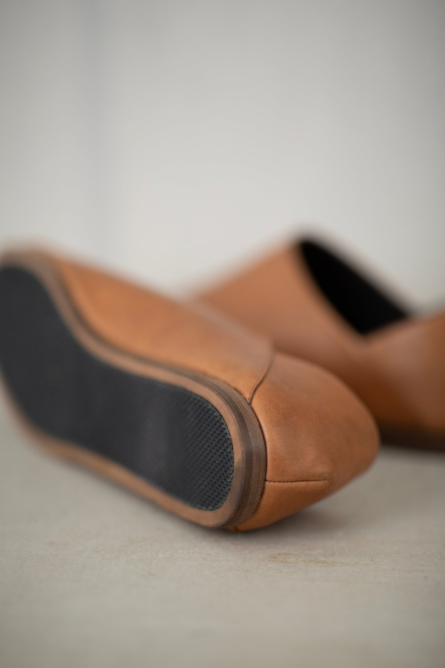 handmade horsehide babouche brown