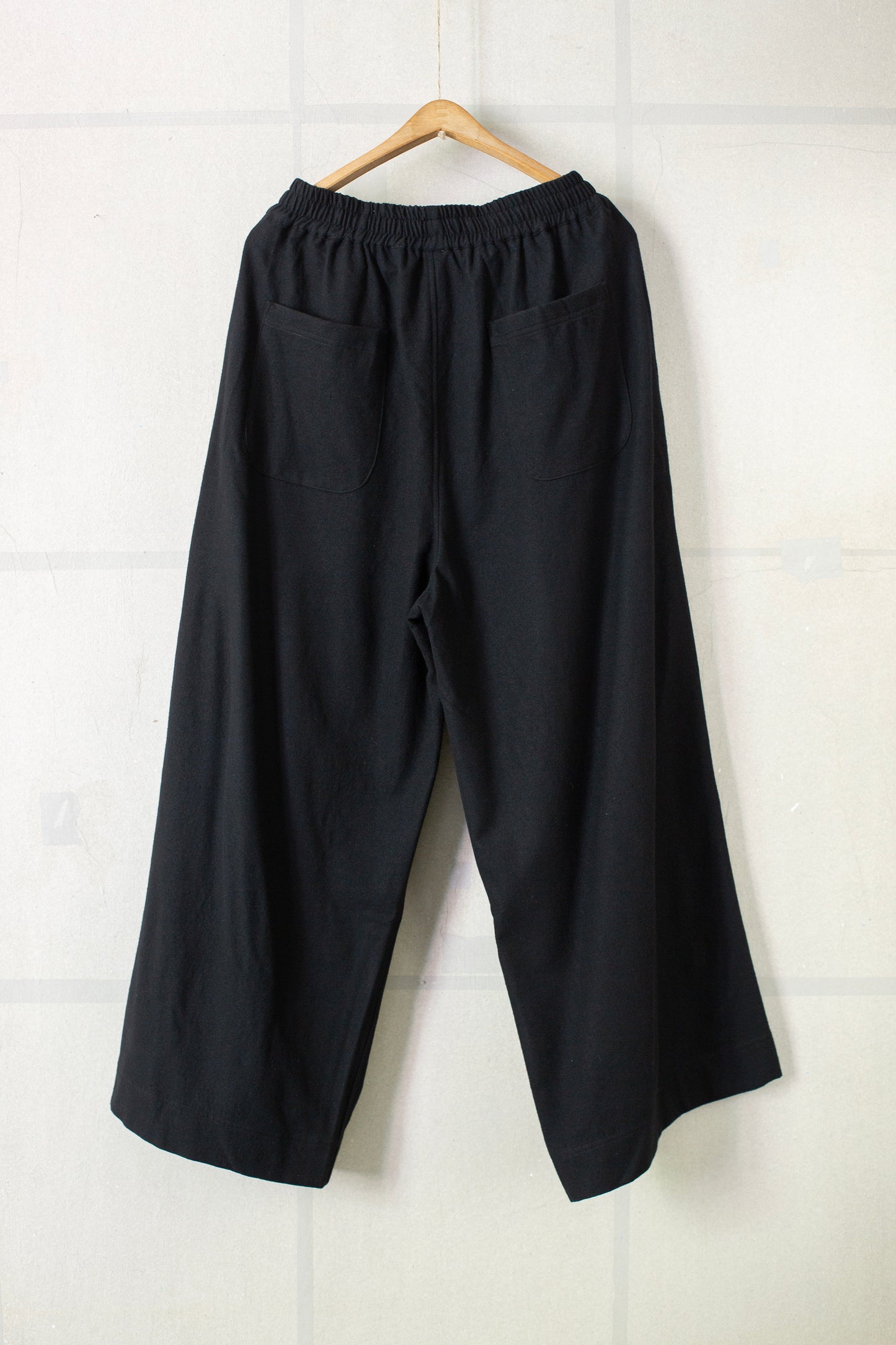 black brushed soft wool cloth wide easy pants