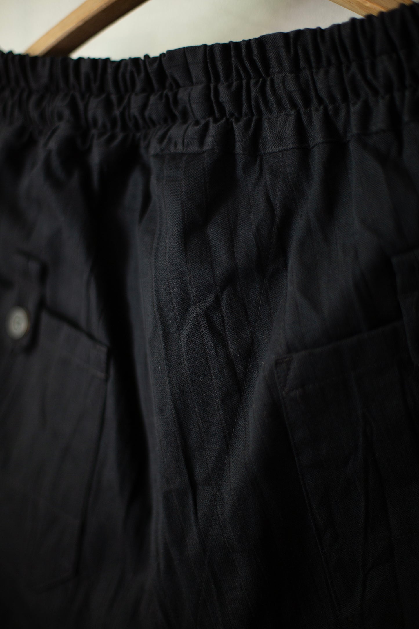 TROUSERS#88 - WRINKLE COTTON BLACK STRIPED