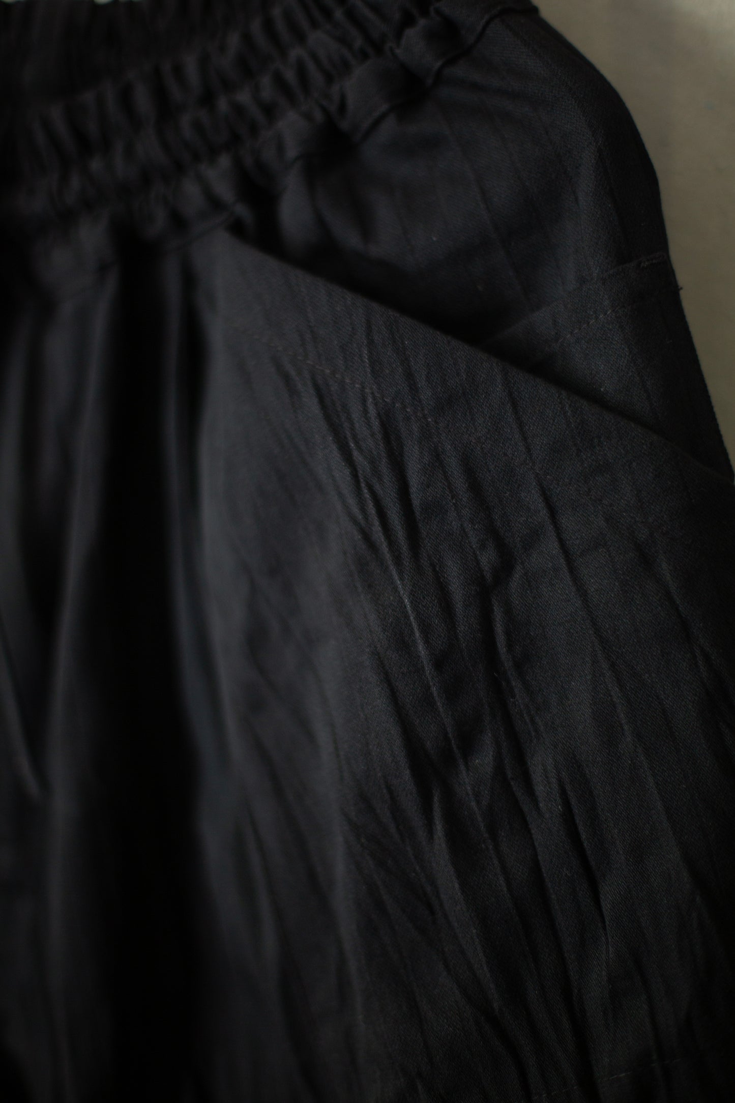 TROUSERS#88 - WRINKLE COTTON BLACK STRIPED