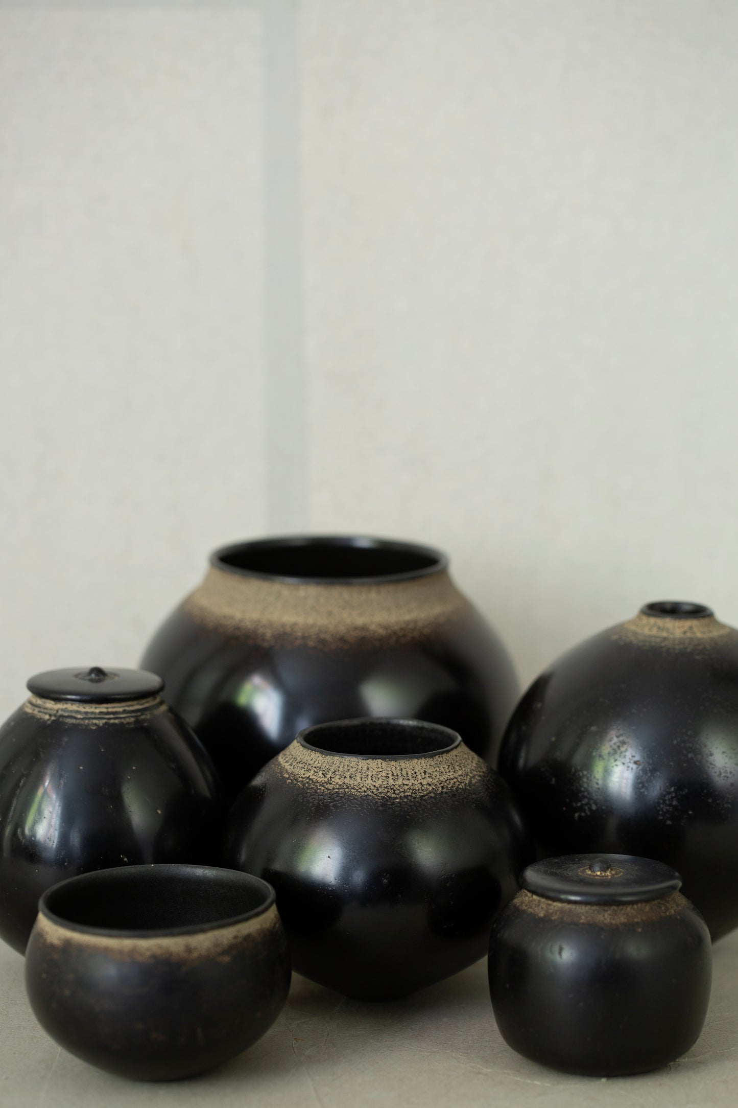 Small Ceramic container by Kenta Anzai