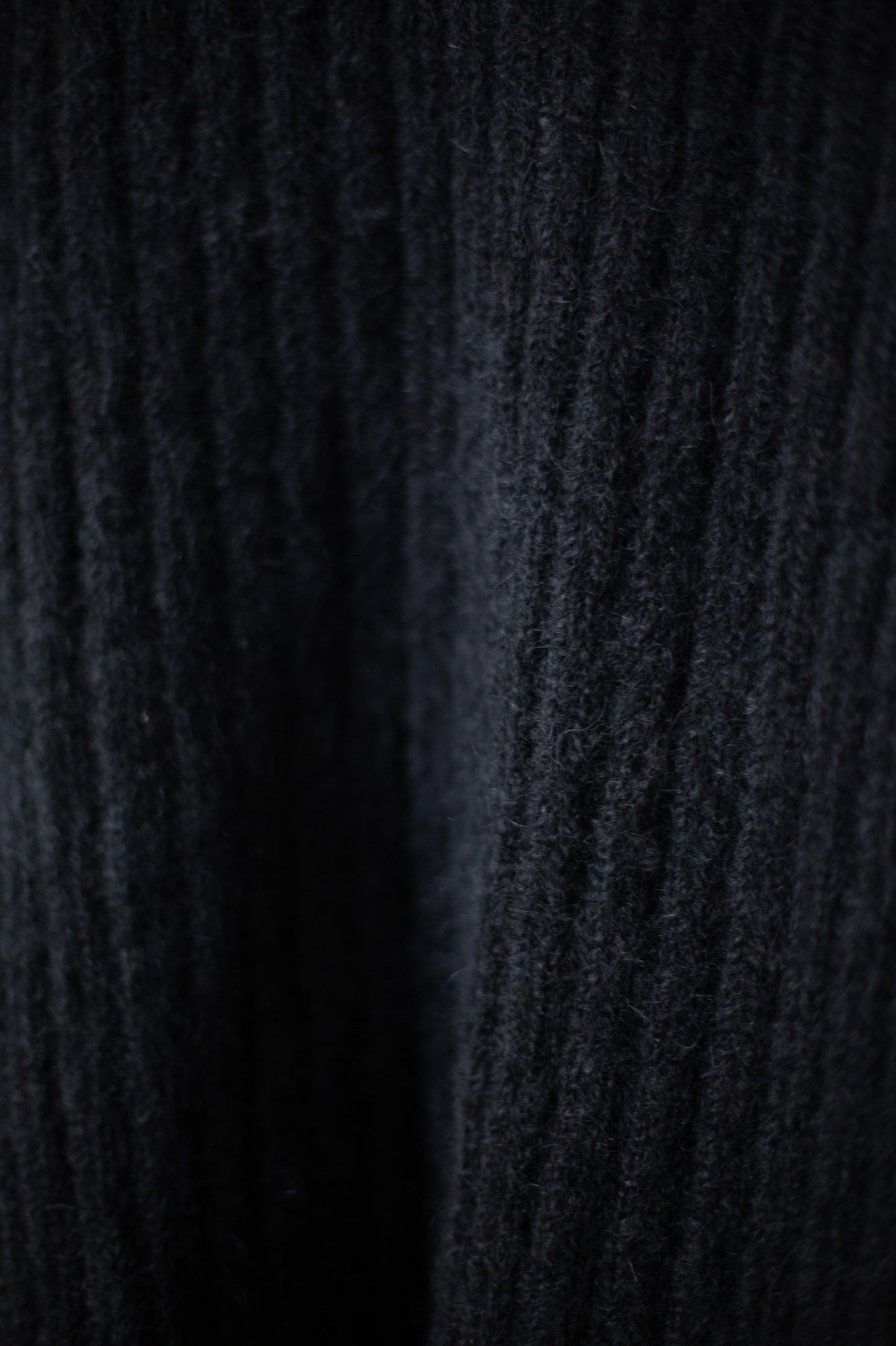 KNIT#71 - GOAT MOHAIR BLACK
