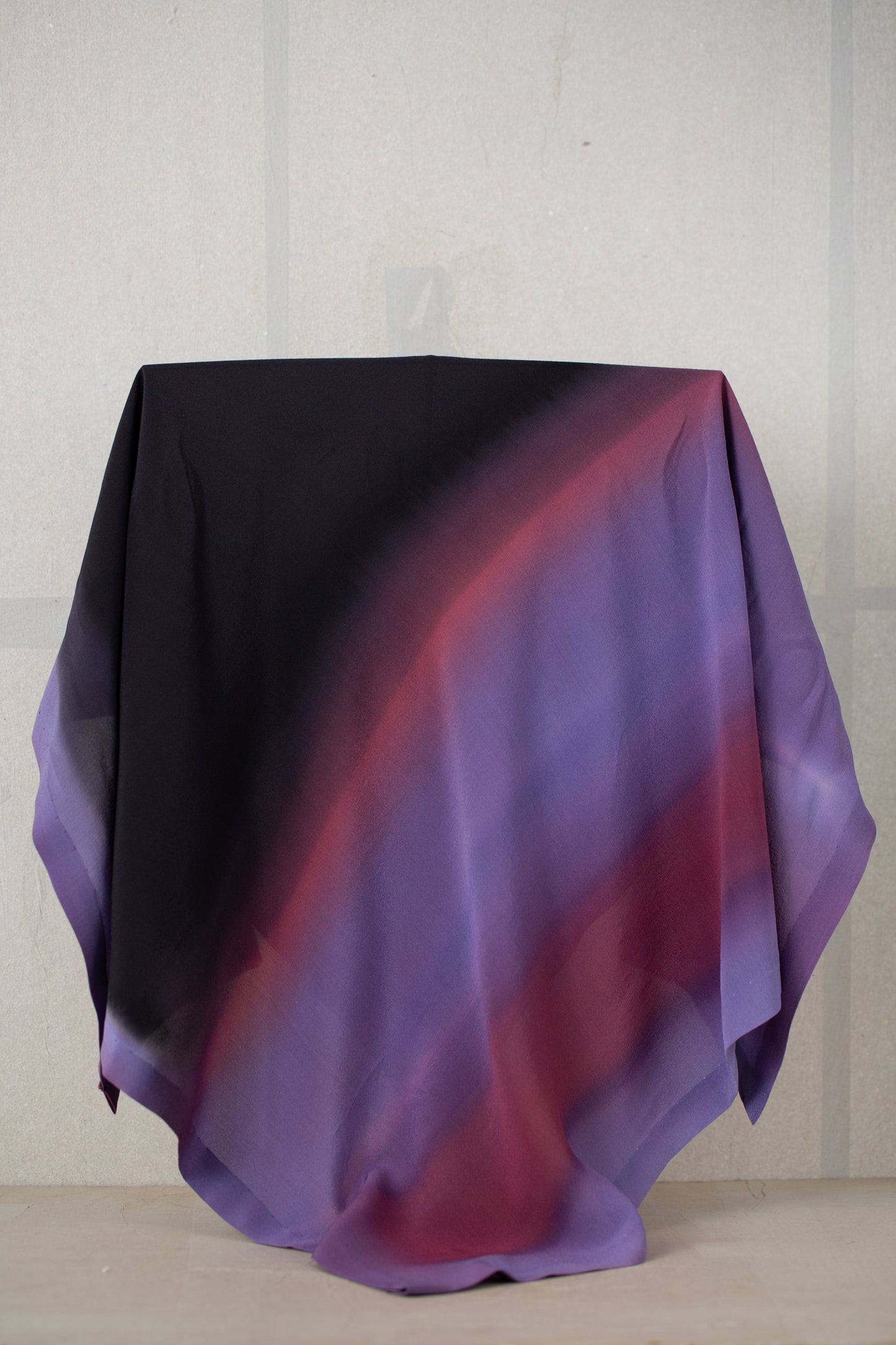 LAVENDER CARRé (L) Hand Dyed Scarf - SERIE NR. 038