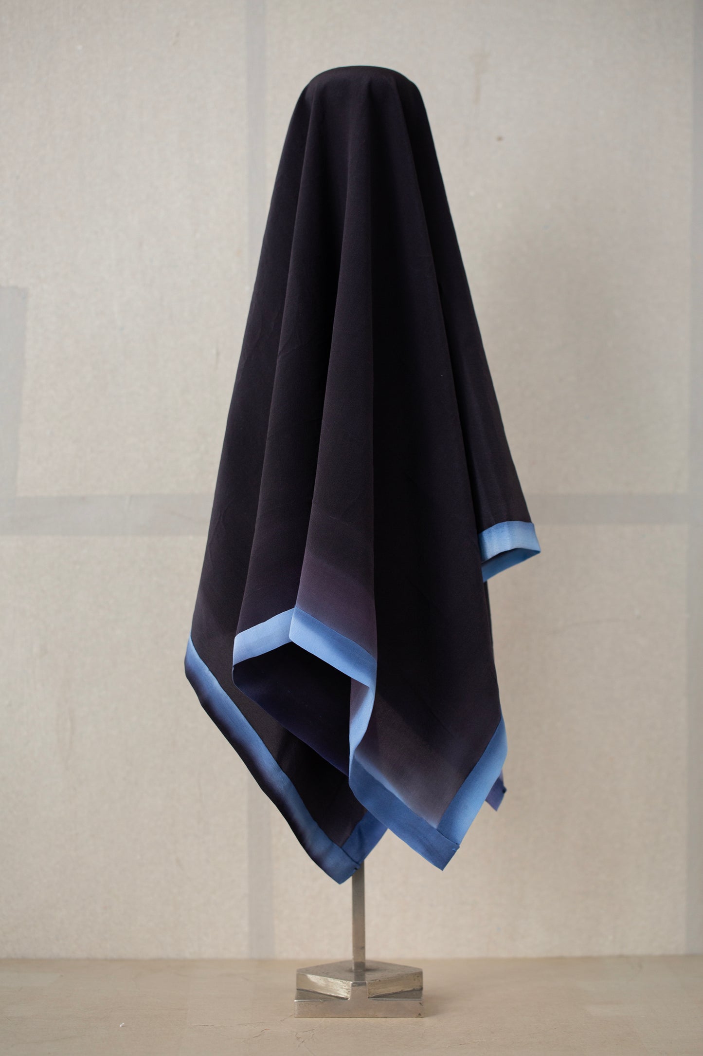 NIGHT CARRé (L) Hand Dyed Scarf - SERIE NR. 042