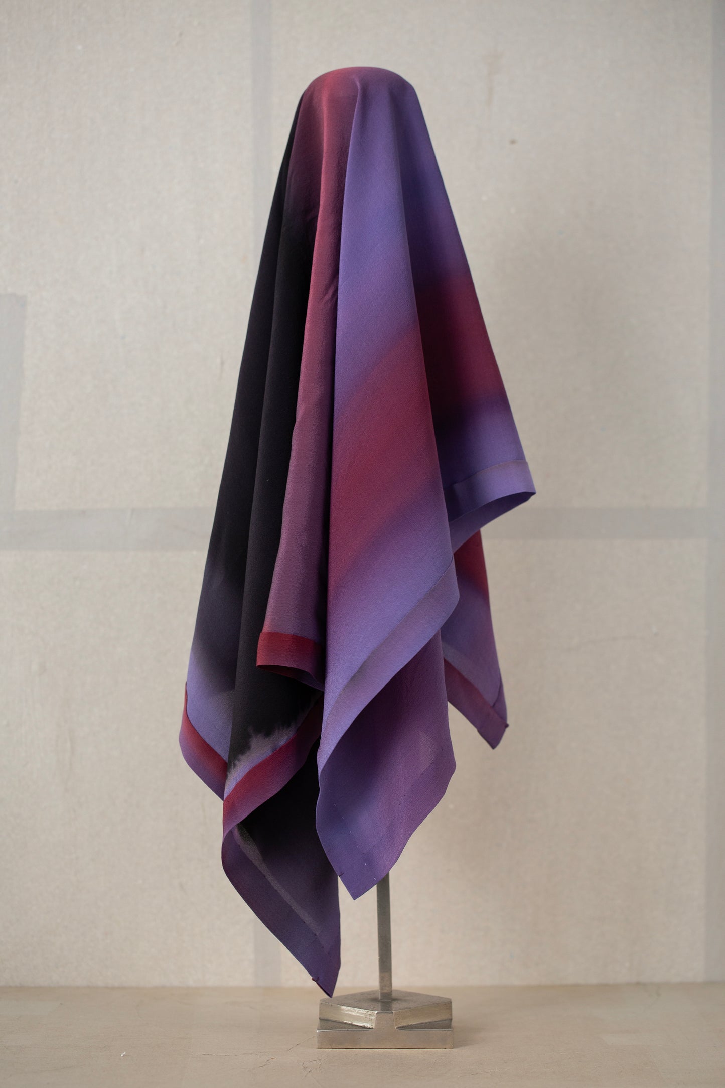 LAVENDER CARRé (L) Hand Dyed Scarf - SERIE NR. 038