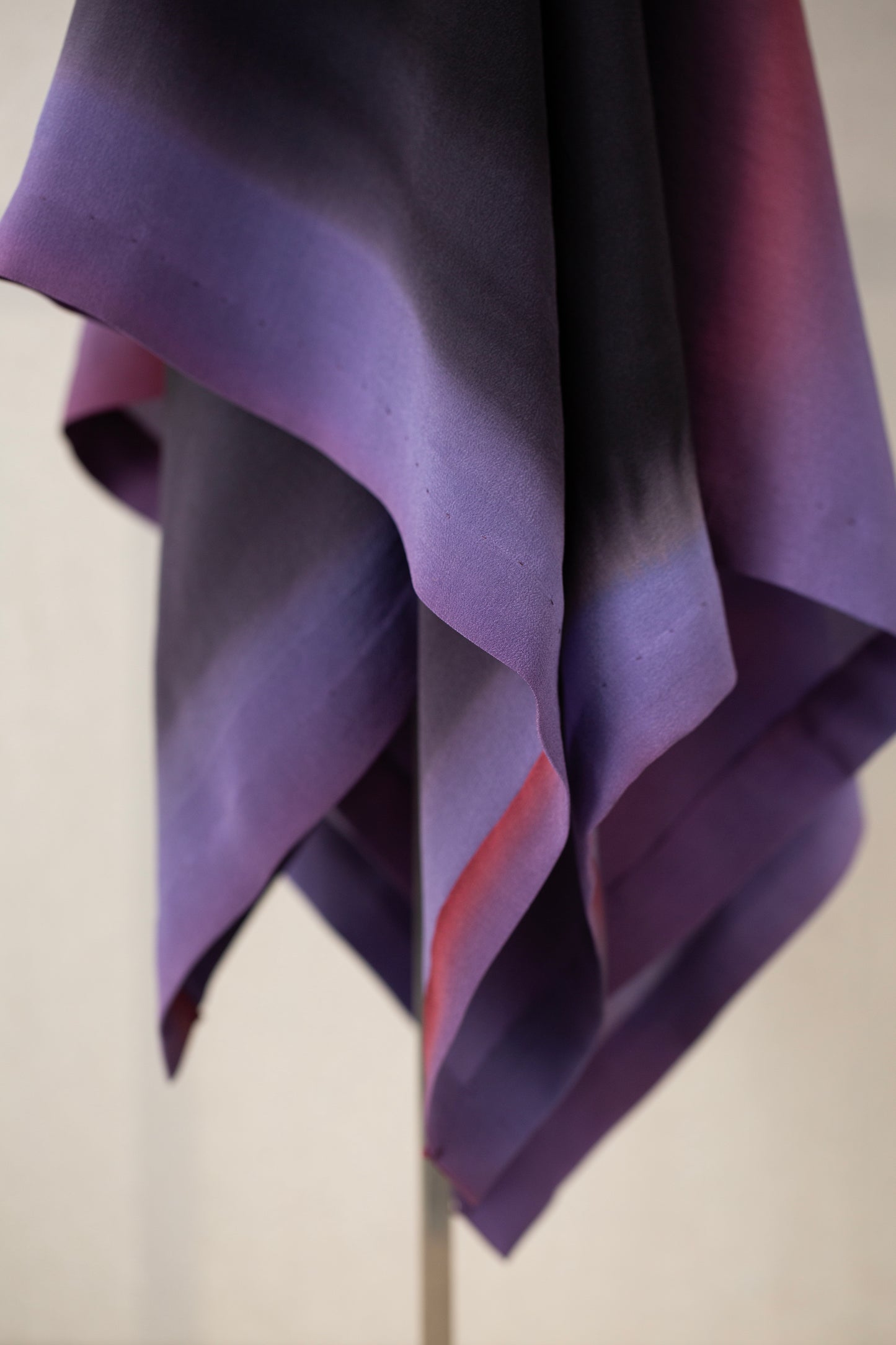 LAVENDER CARRé (L) Hand Dyed Scarf - SERIE NR. 038