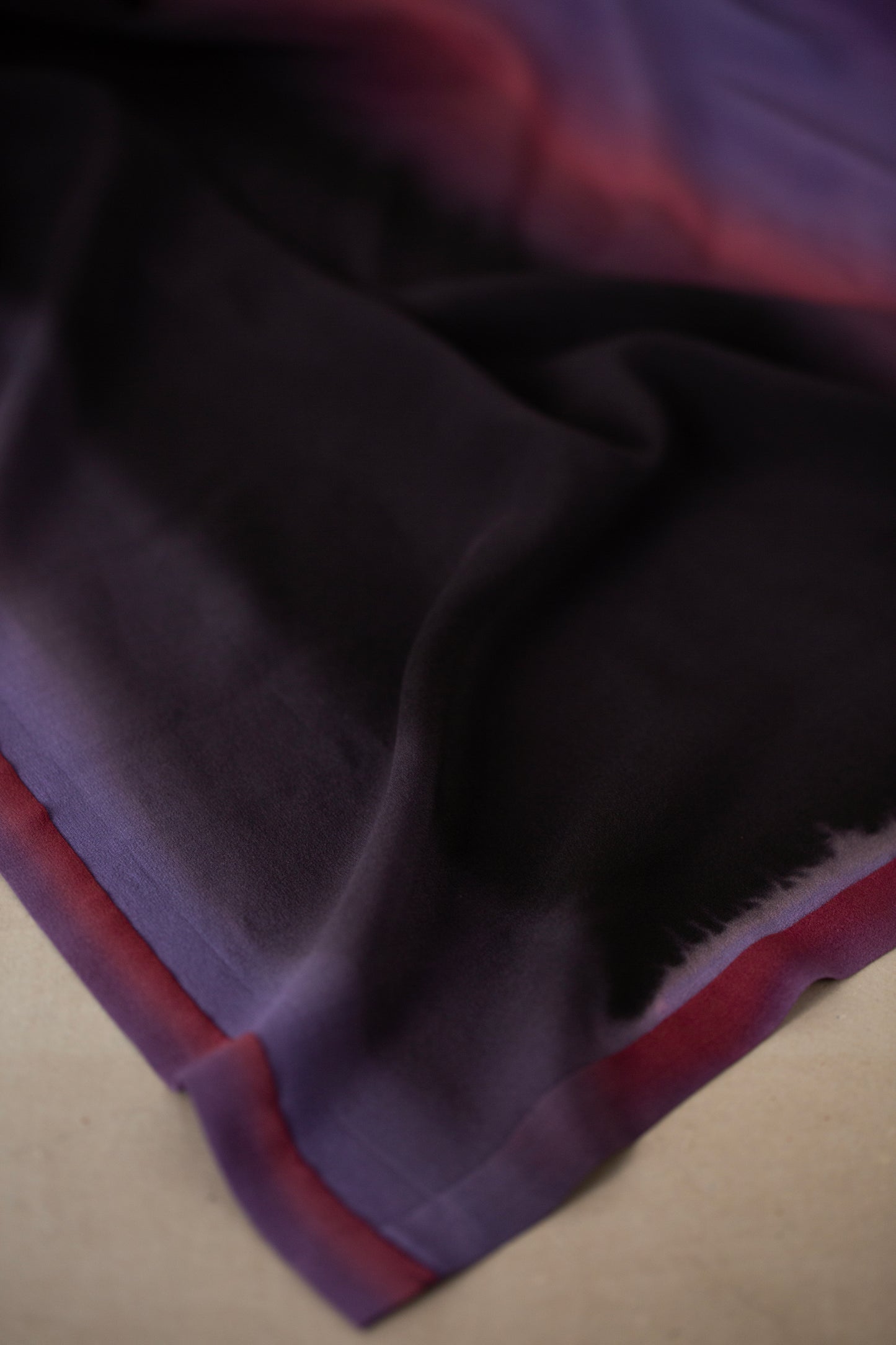 LAVENDER CARRé (L) Hand Dyed Scarf - SERIE NR. 038