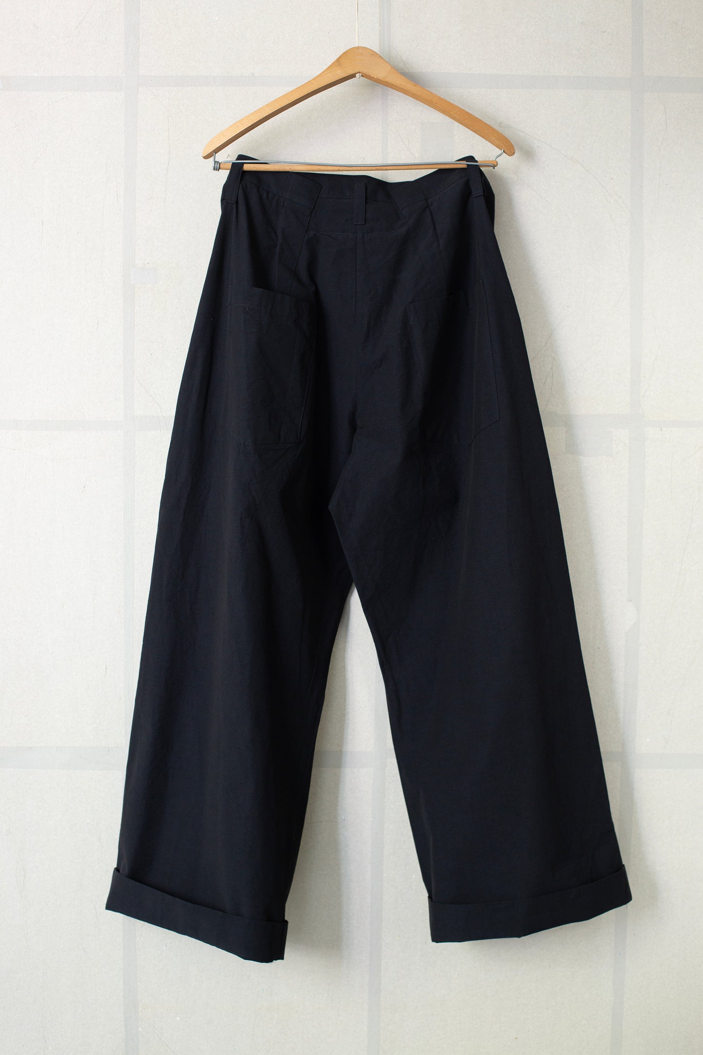 THE POTTER TROUSER IN STRUCTURED COTTON INK