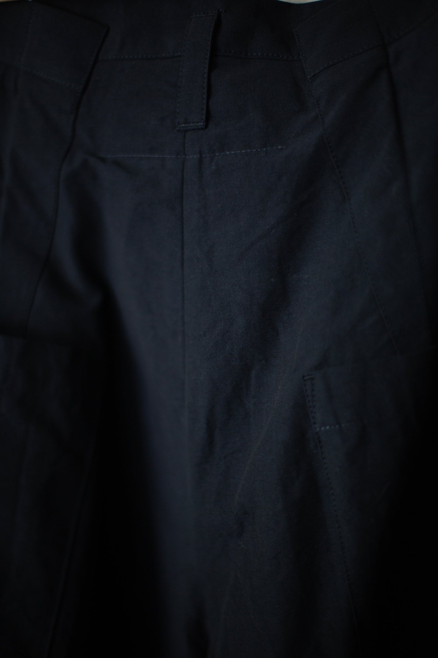 THE POTTER TROUSER IN STRUCTURED COTTON INK