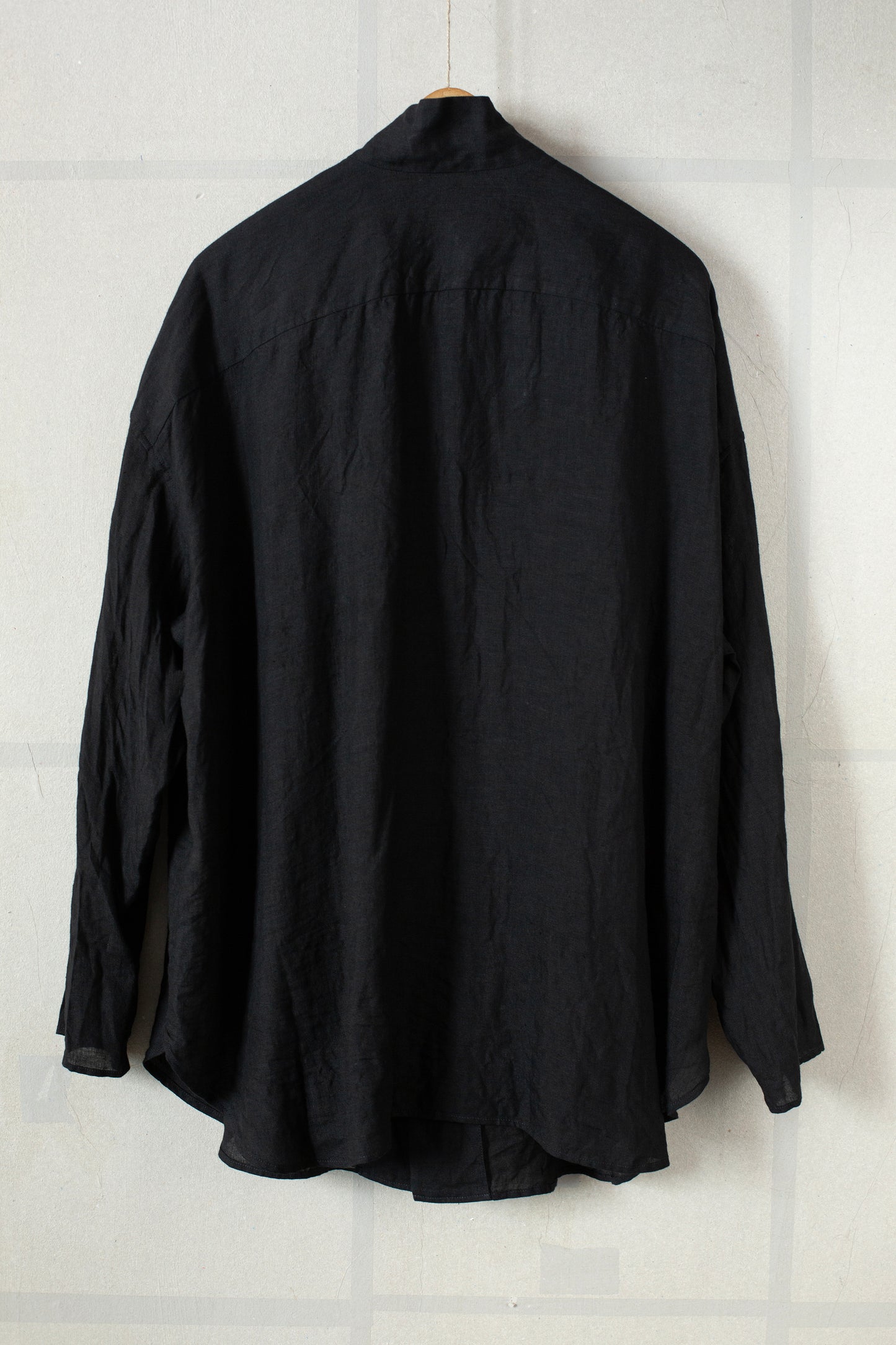 Black guru shirt