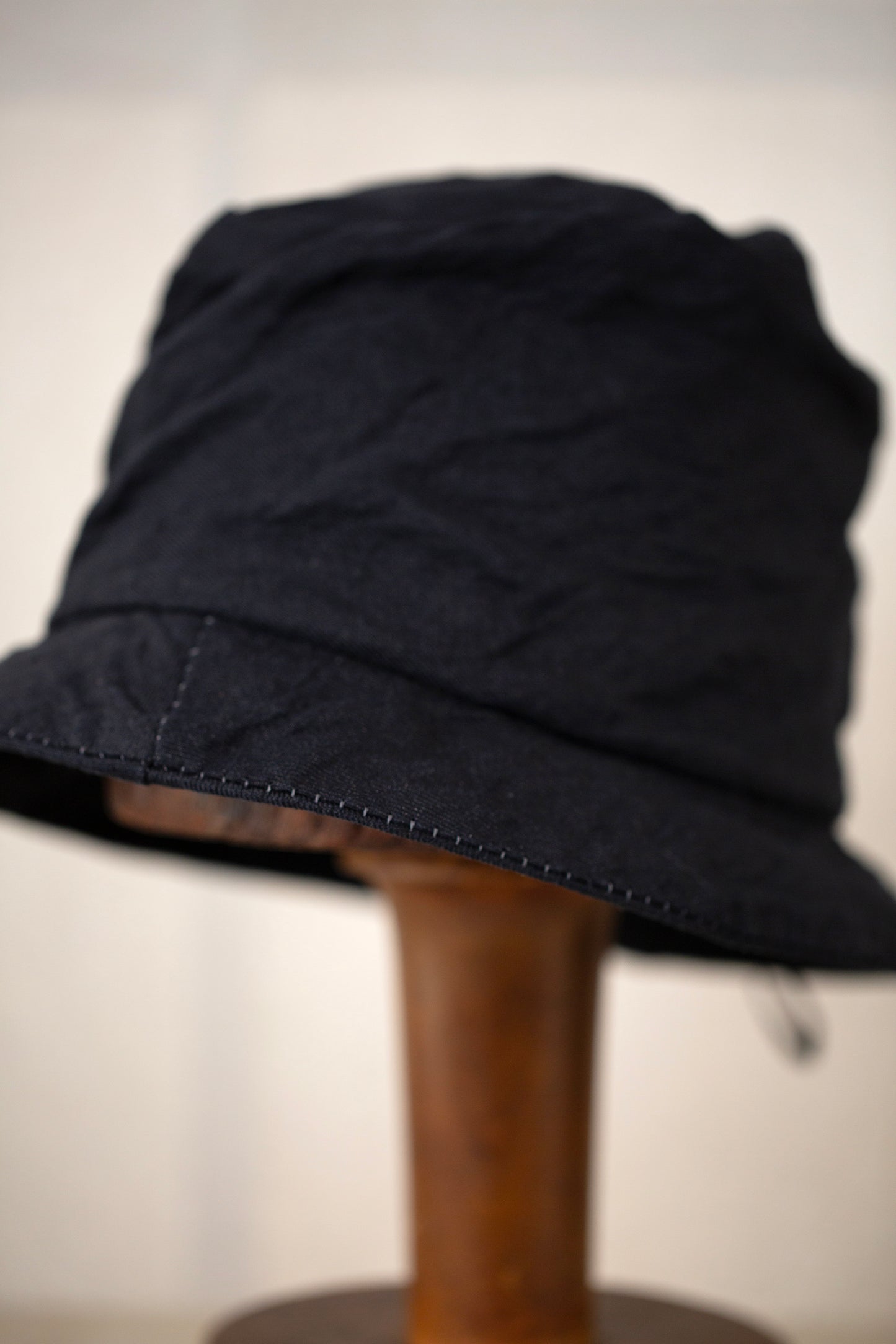 Black skewed derby 3.0