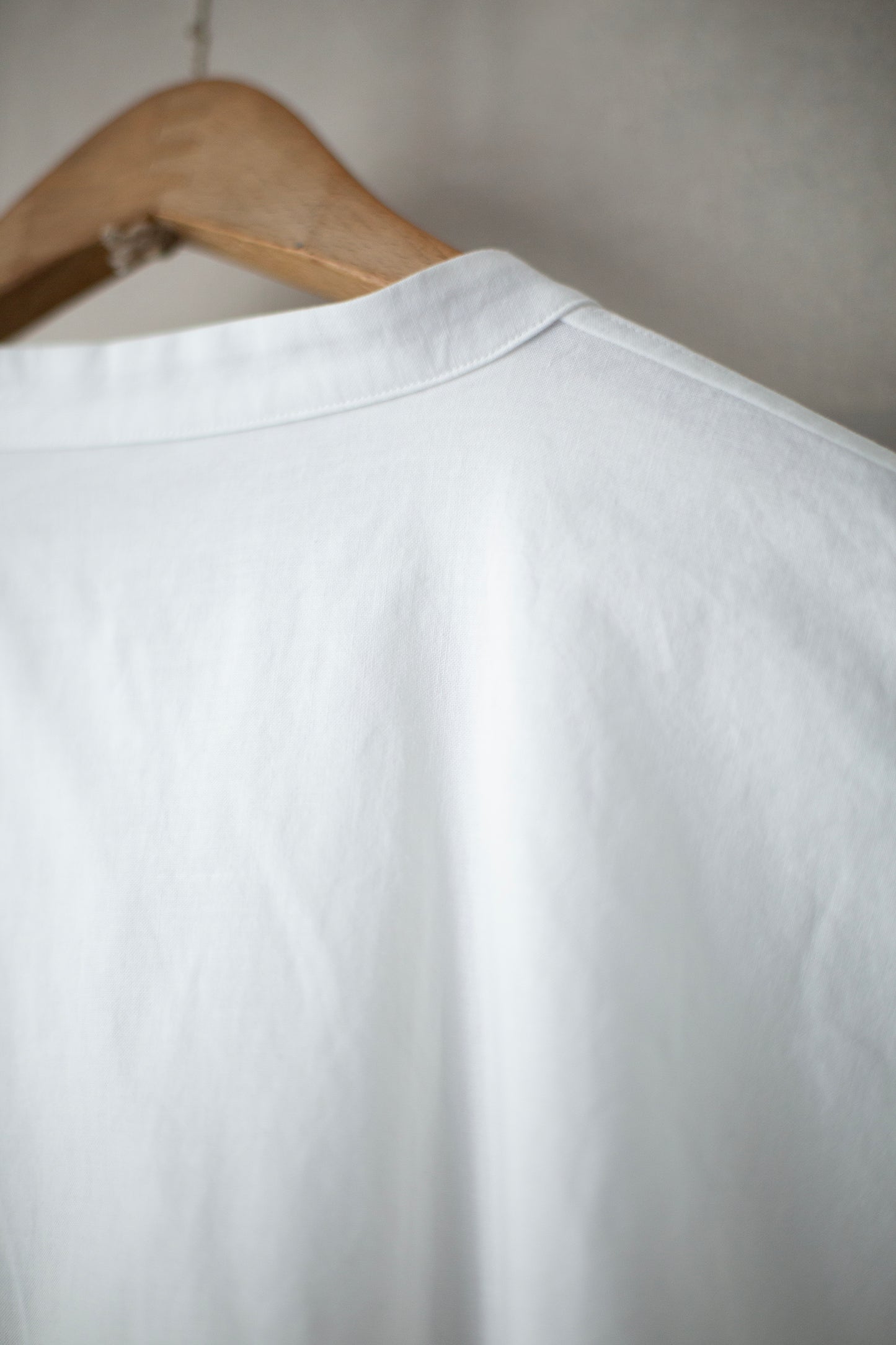 white cotton no collar shirt