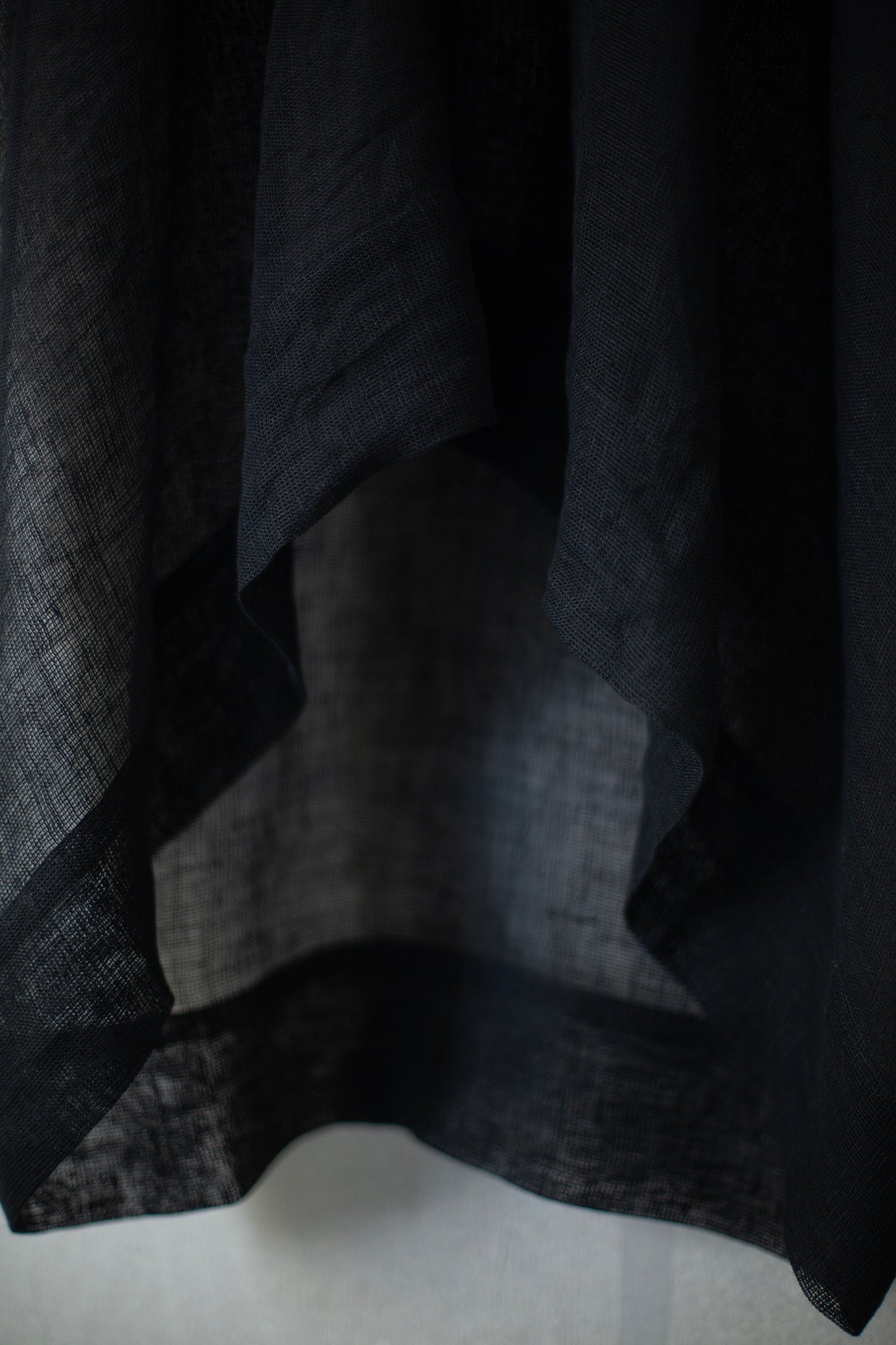 TUNIC#30 - BLACK LINEN MESH