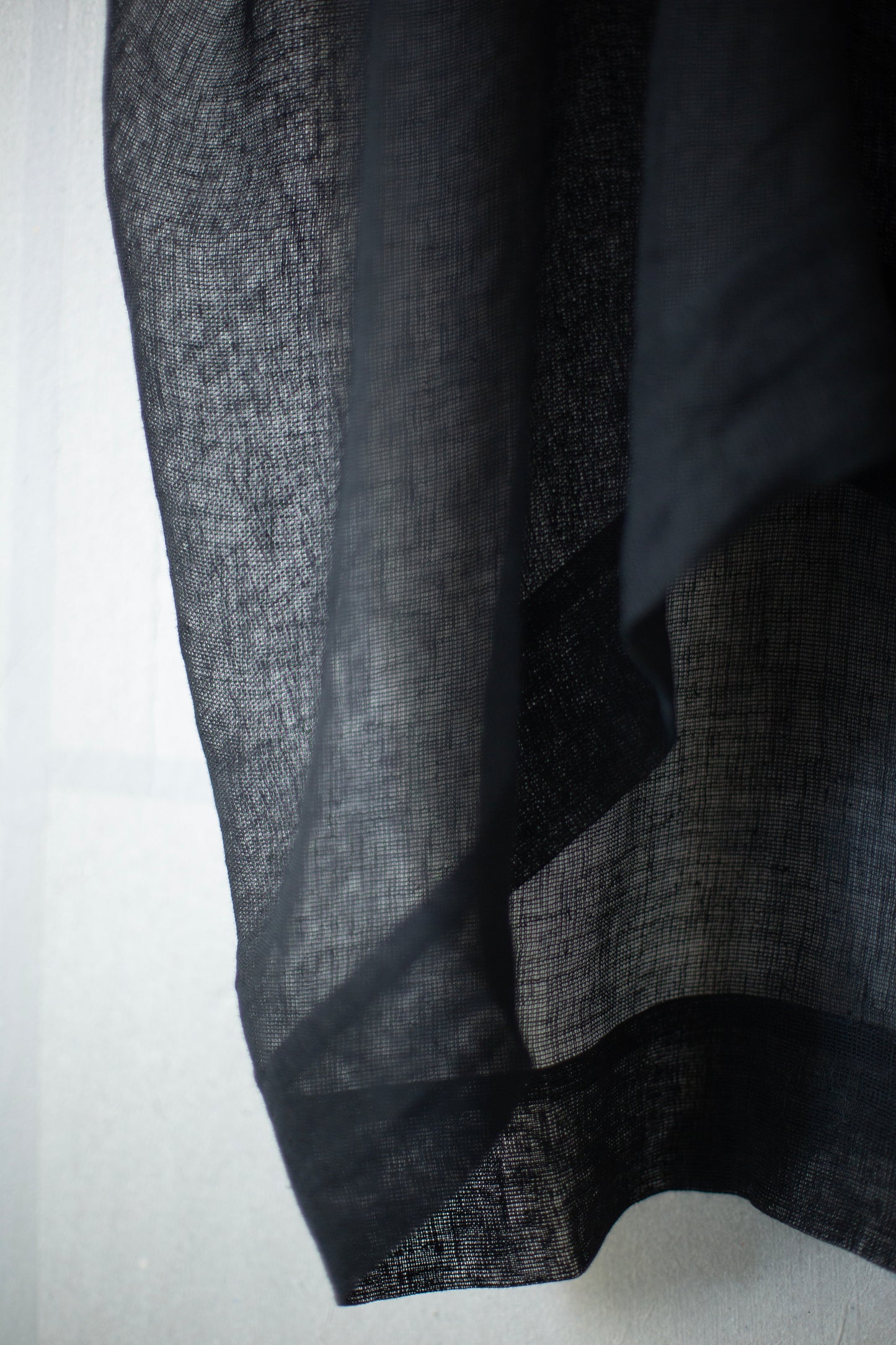 TUNIC#30 - BLACK LINEN MESH