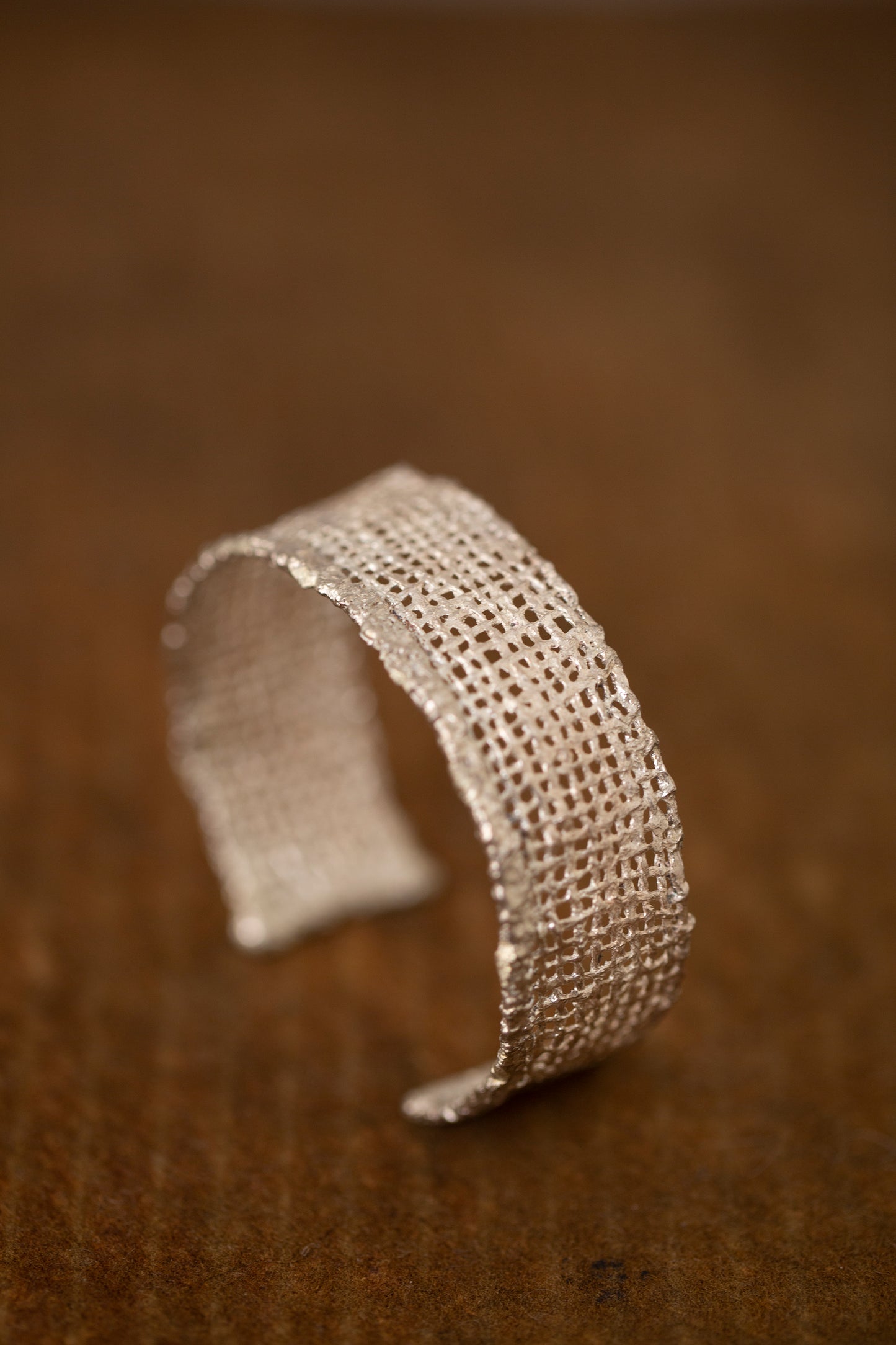 'Un-fabric' wide bangle