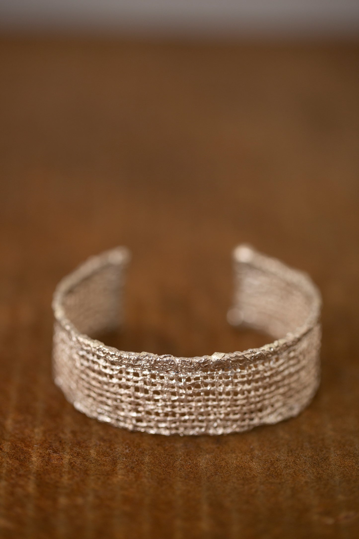 'Un-fabric' wide bangle