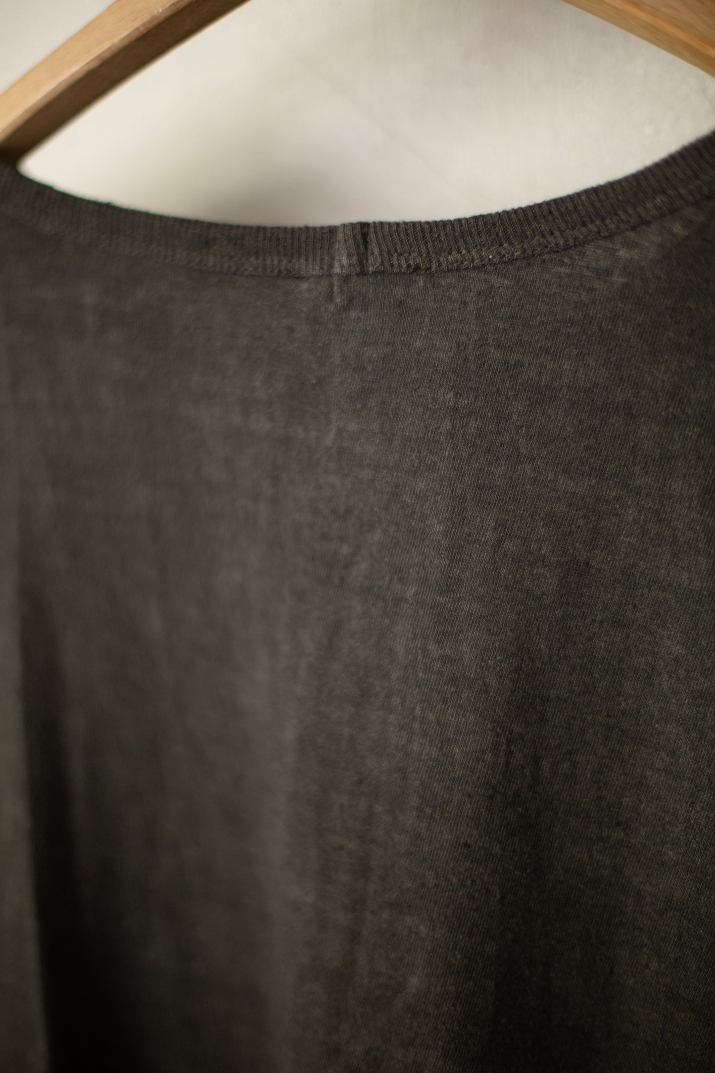 TEE#77 - DARK SUMI HEMP COTTON JERSEY