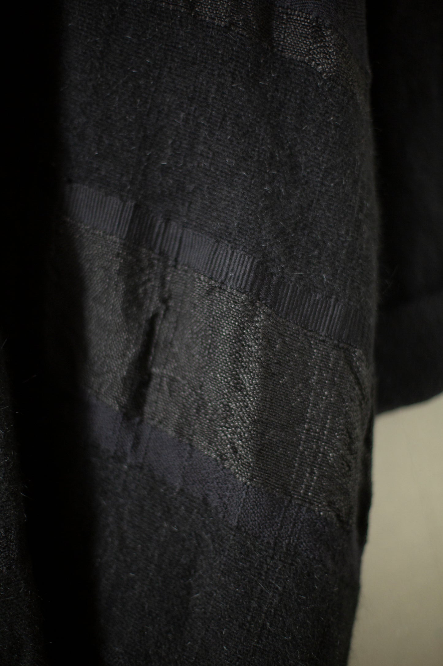 ROSE X - a black kimono coat