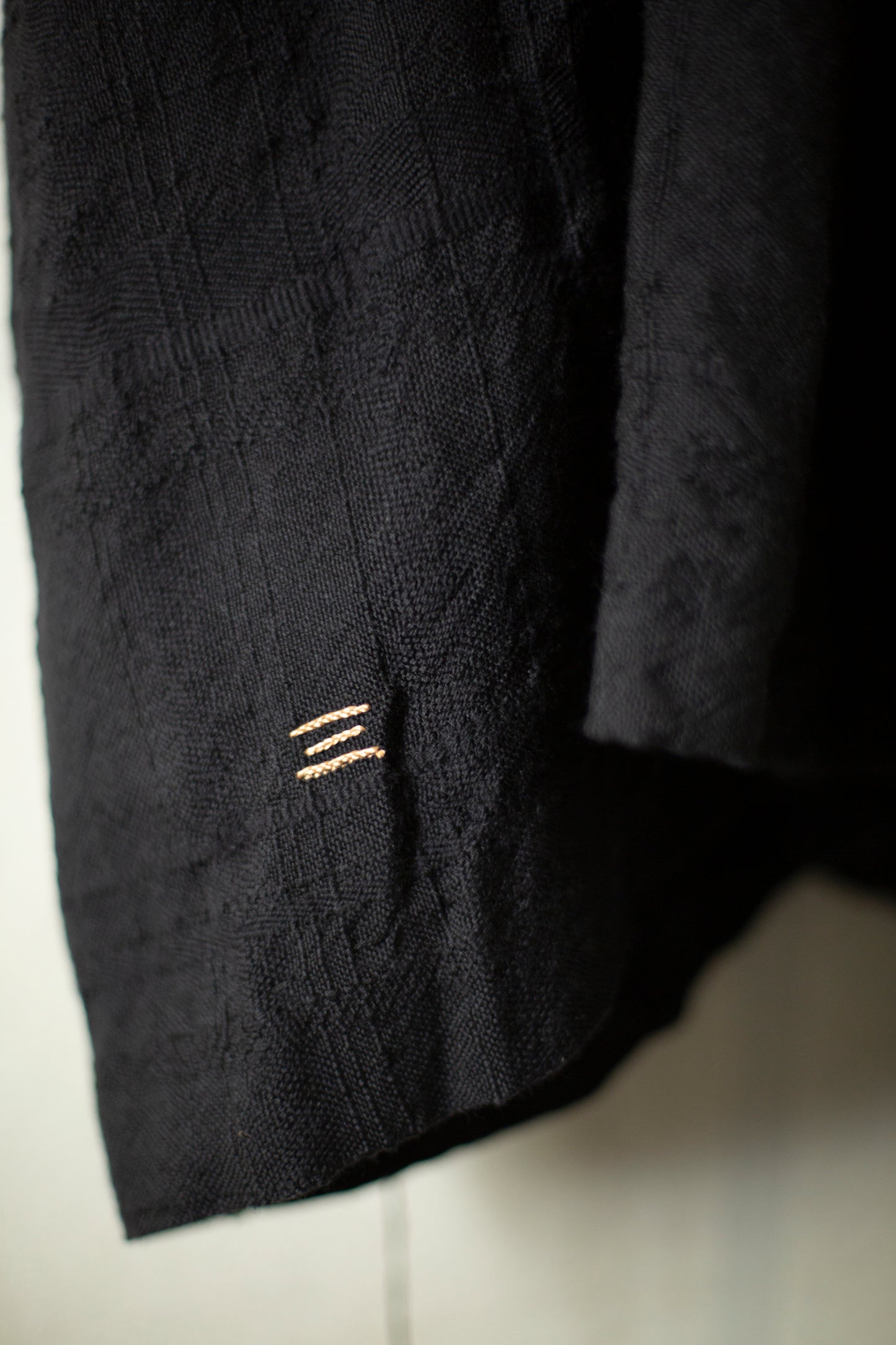 ROSE XI - a black sleeveless kimono